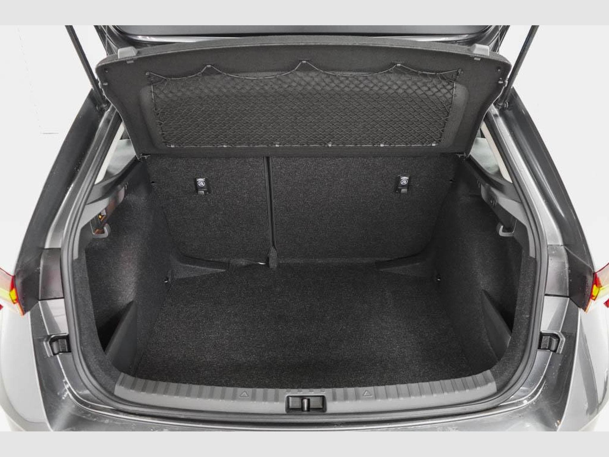 Skoda Scala 1,0 TSI DSG (2025) - Foto 17