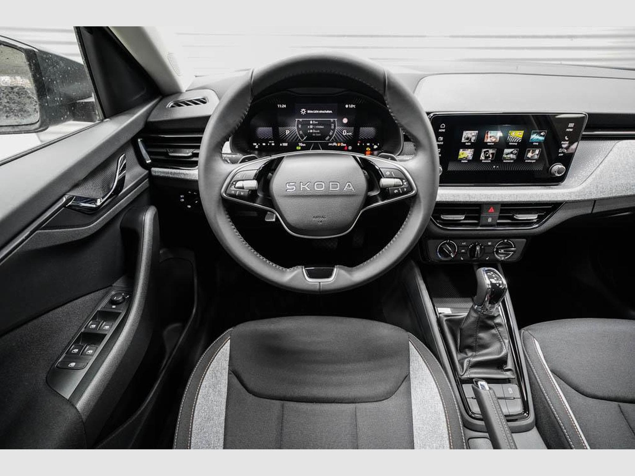 Skoda Scala 1,0 TSI DSG (2025) - Foto 7