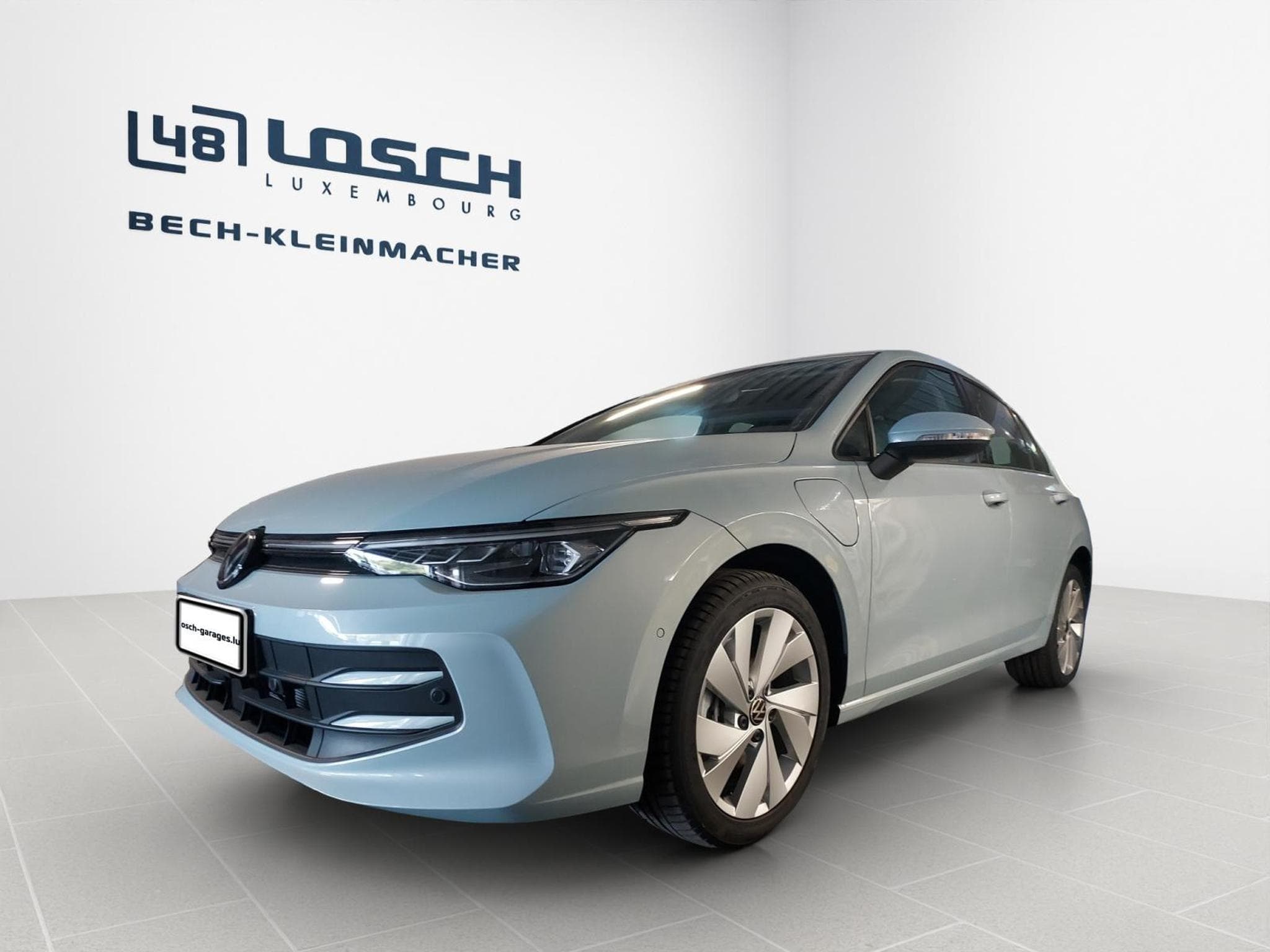 VW Golf Life (2025) - Photo 3