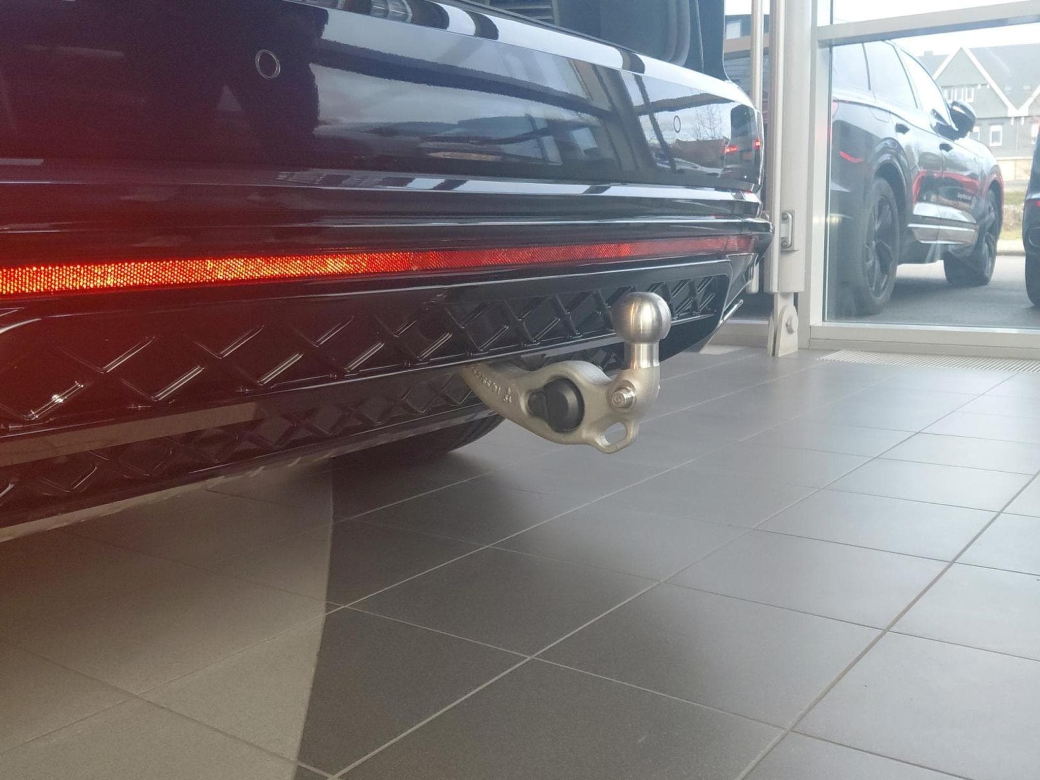 VW Touareg R-Line (1970) - Photo 21