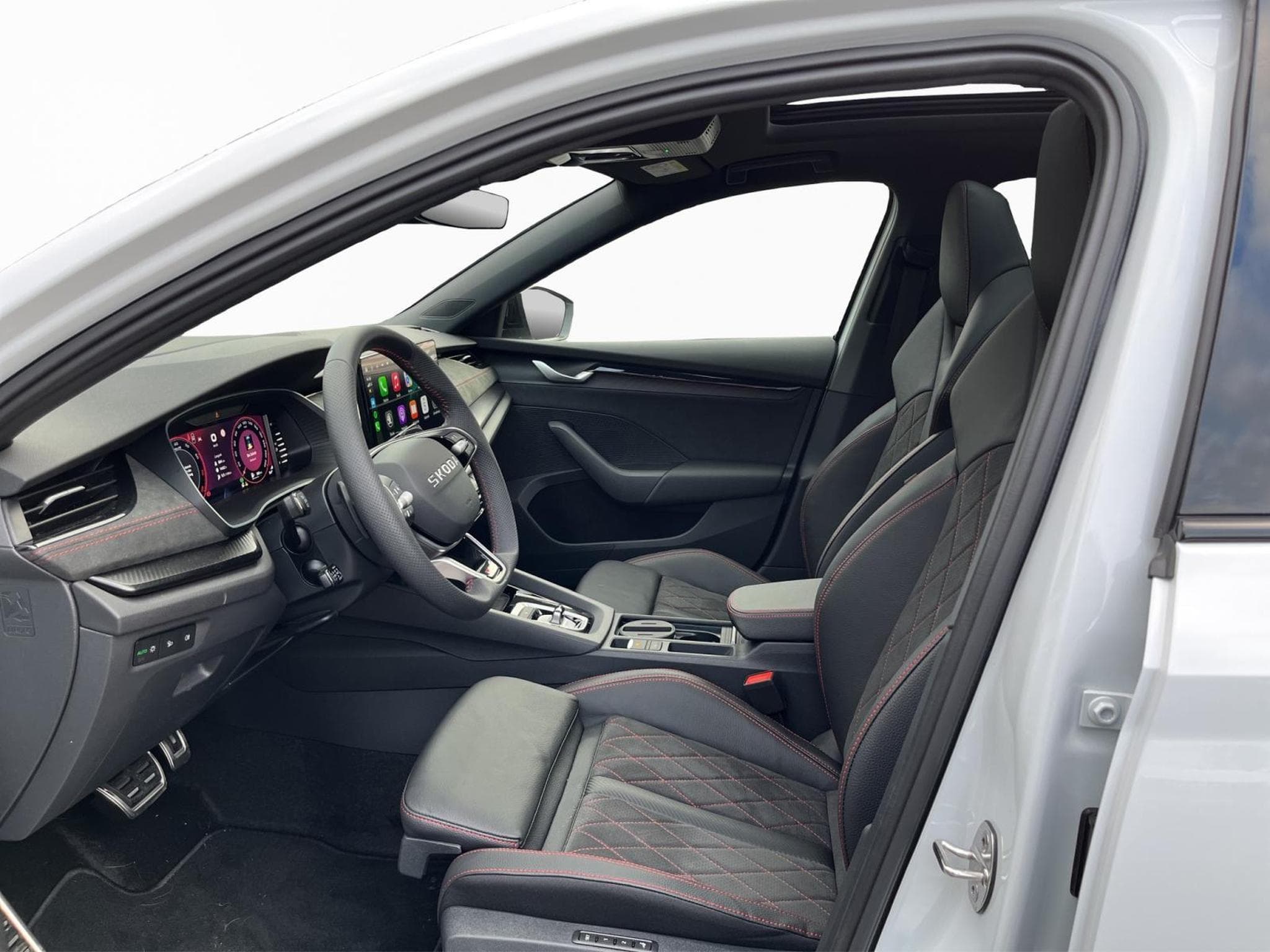 Skoda Octavia RS (2025) - Photo 7