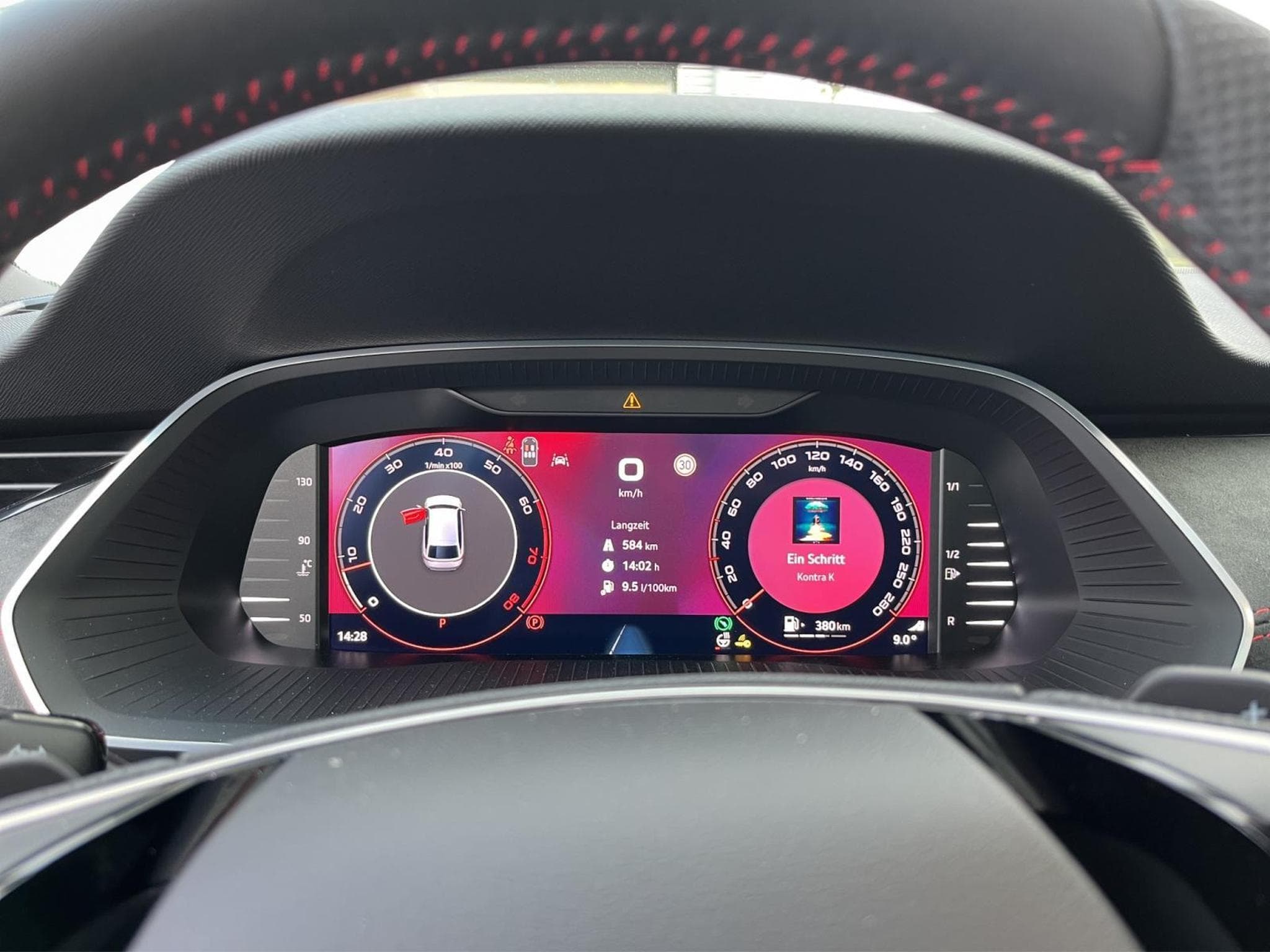 Skoda Octavia RS (2025) - Photo 9