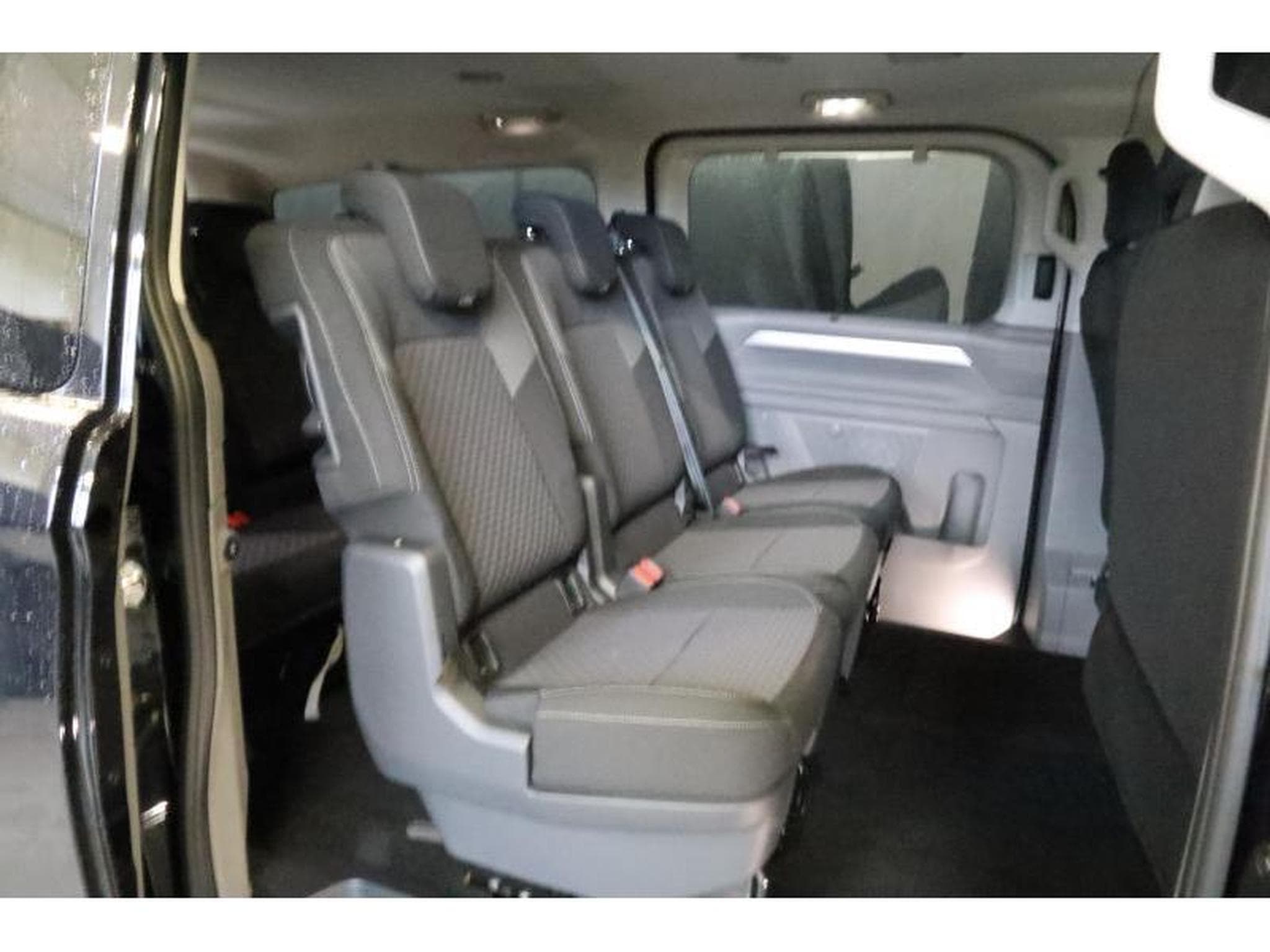 VW T7 STYLE LONG A8 (2025) - Foto 17