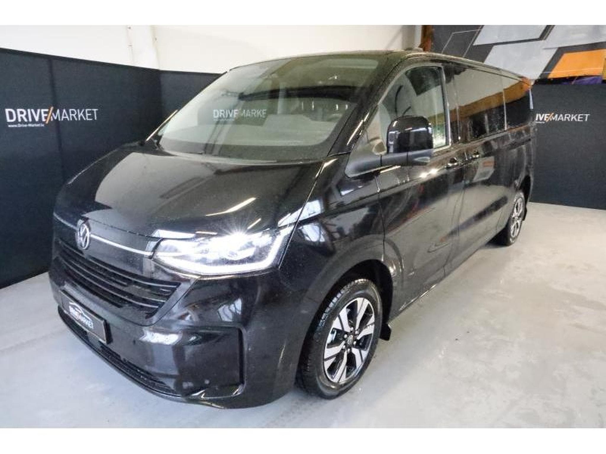VW T7 STYLE LONG A8 (2025) - Foto 23