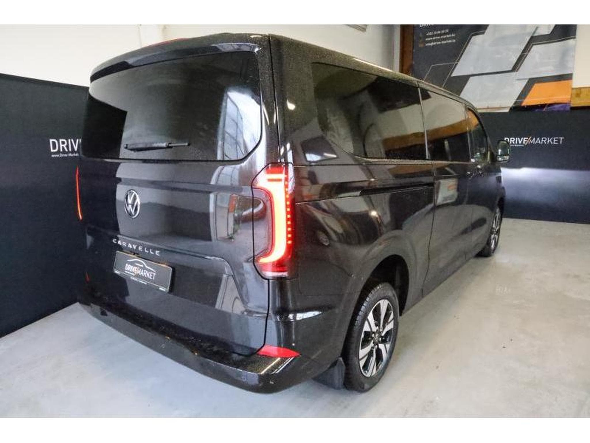 VW T7 STYLE LONG A8 (2025) - Foto 26