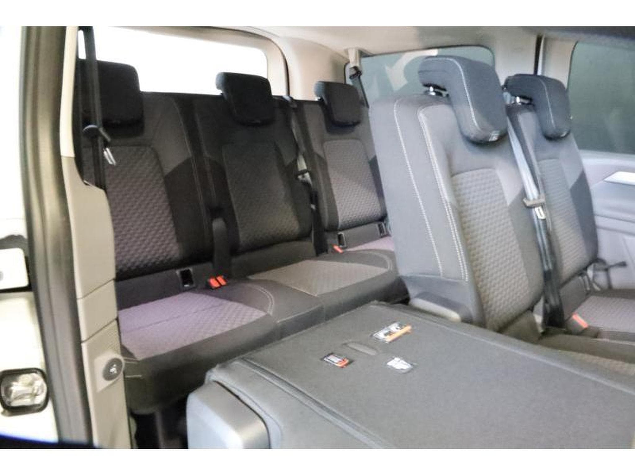 VW T7 STYLE COURT A8 (2025) - Photo 17