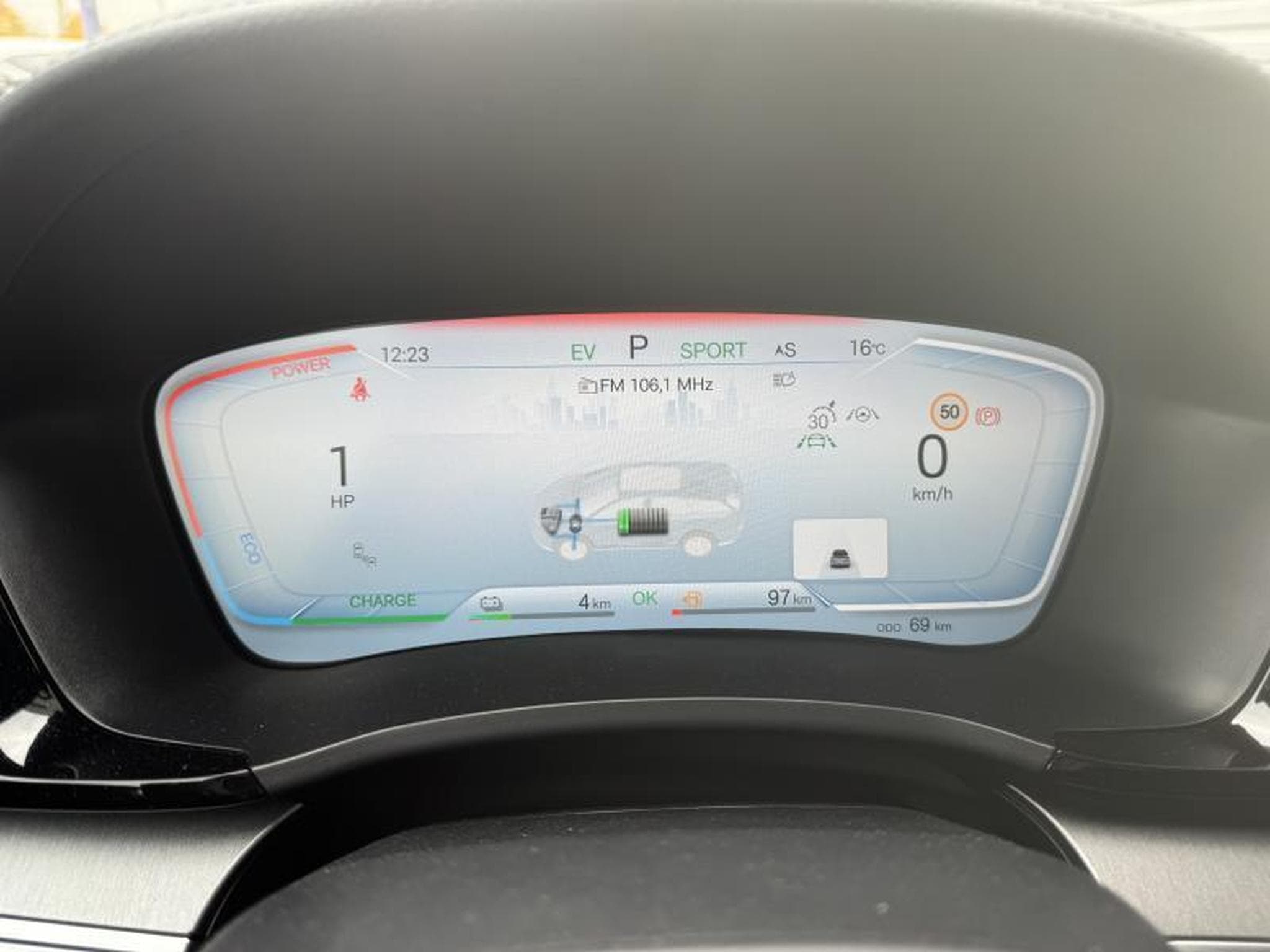 BYD SEAL BOOST (2025) - Photo 15