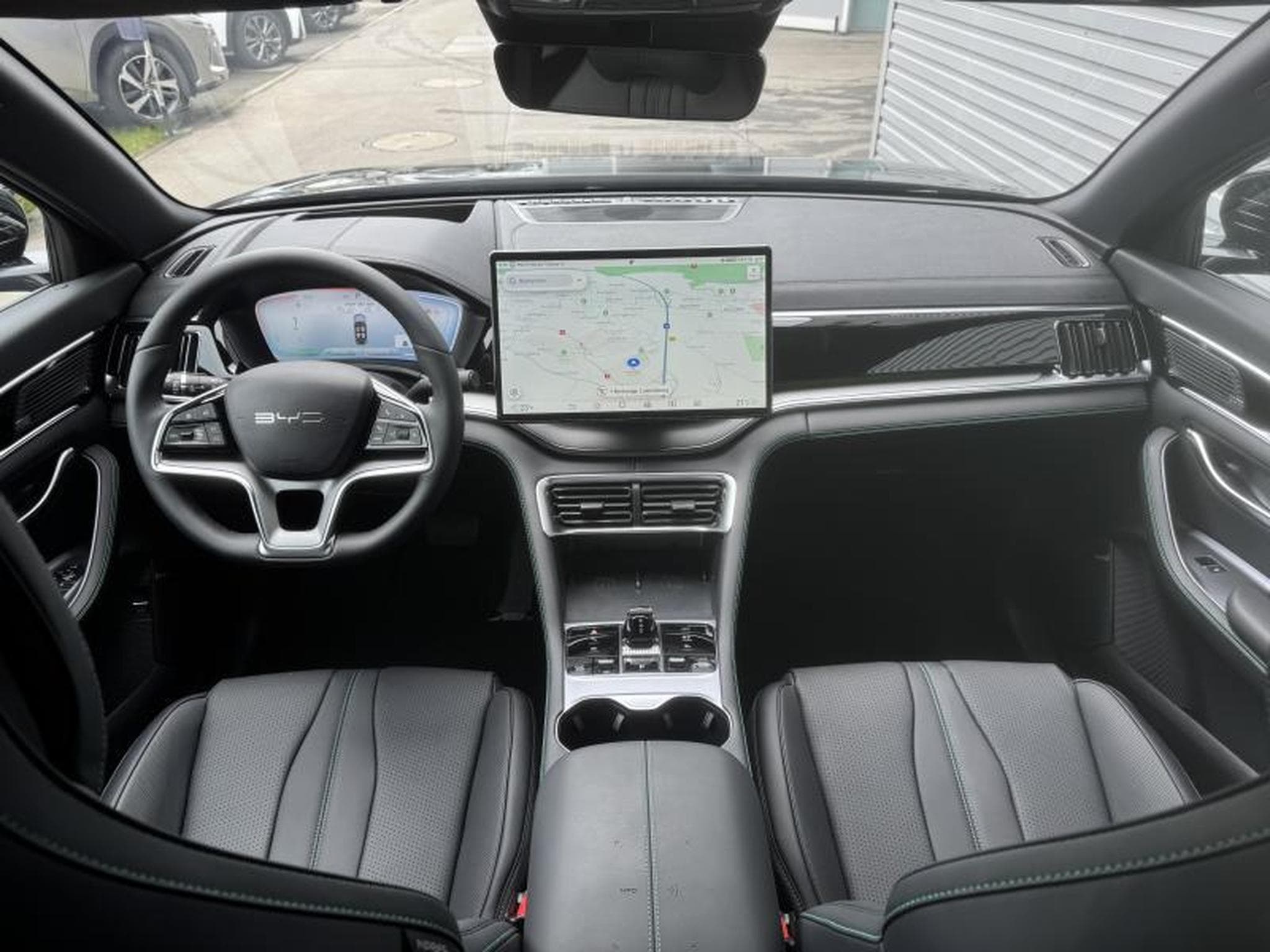 BYD SEAL BOOST (2025) - Photo 9