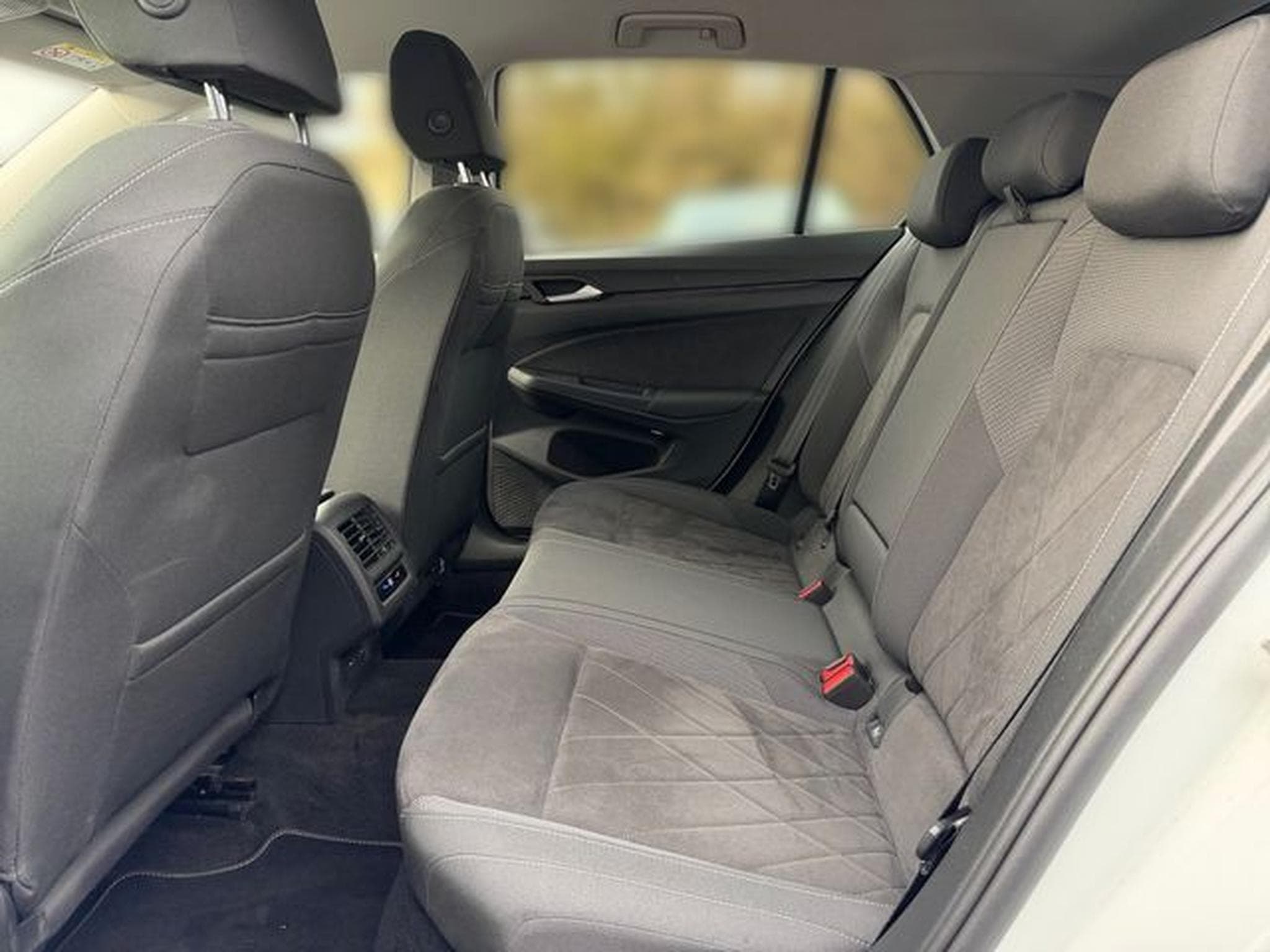 VW Golf Golf VIII Lim. Style eTSI (2023) - Foto 13