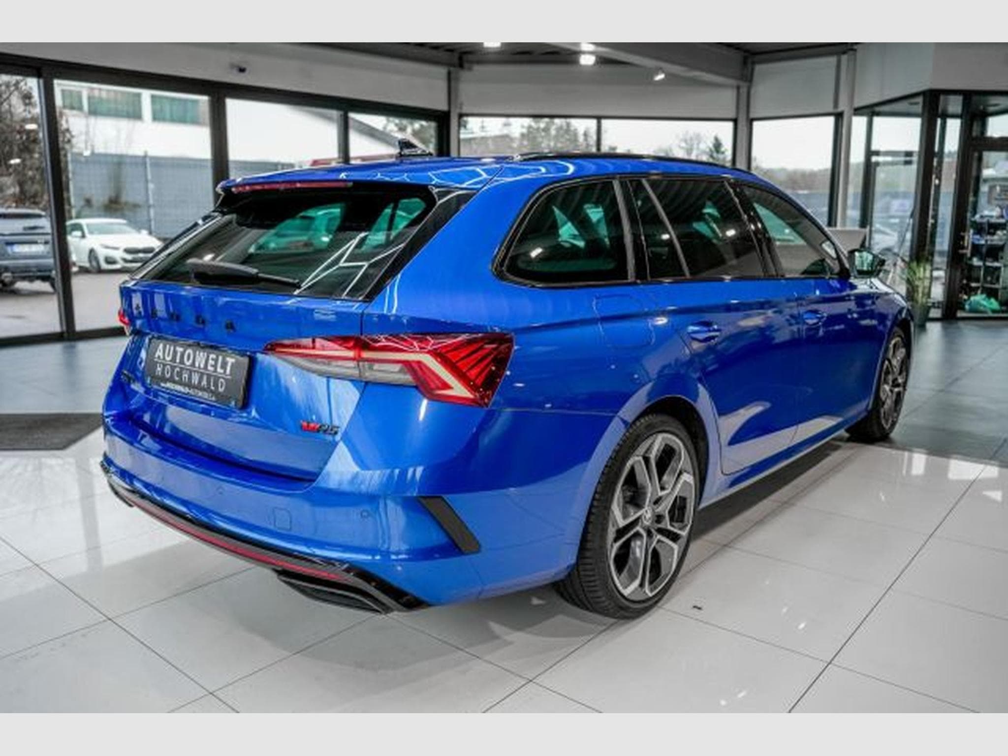 Skoda Octavia Octavia RS 2.0 TDI DSG 4x4 NAVI LED Head-up SHZG (2022) - Photo 6