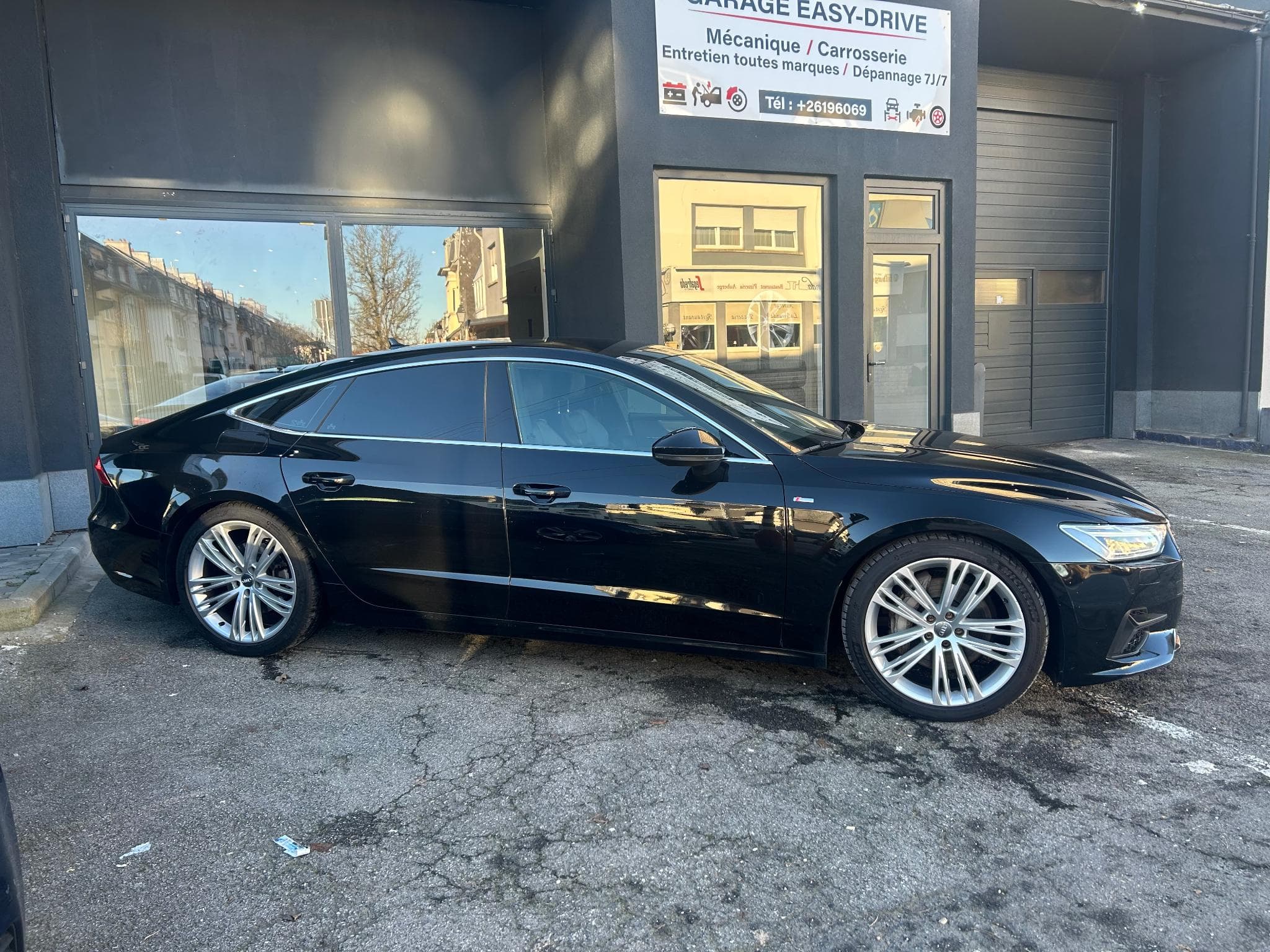 Audi A7 sportback 45 tdi 231 s-line quattro (2019) - Photo 2