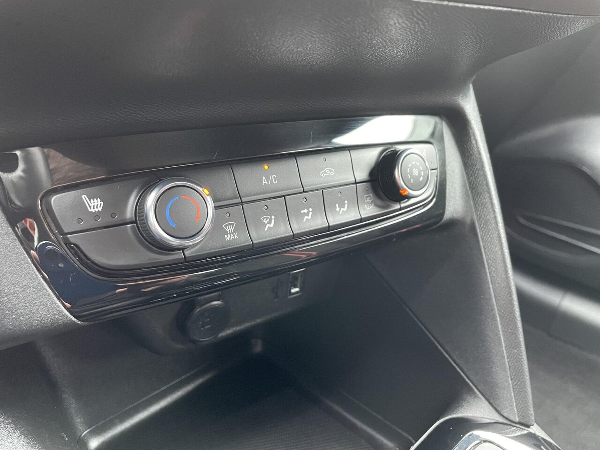 Opel Corsa 1.2 TURBO 130 AUTO GS LINE 5P (2022) - Photo 5