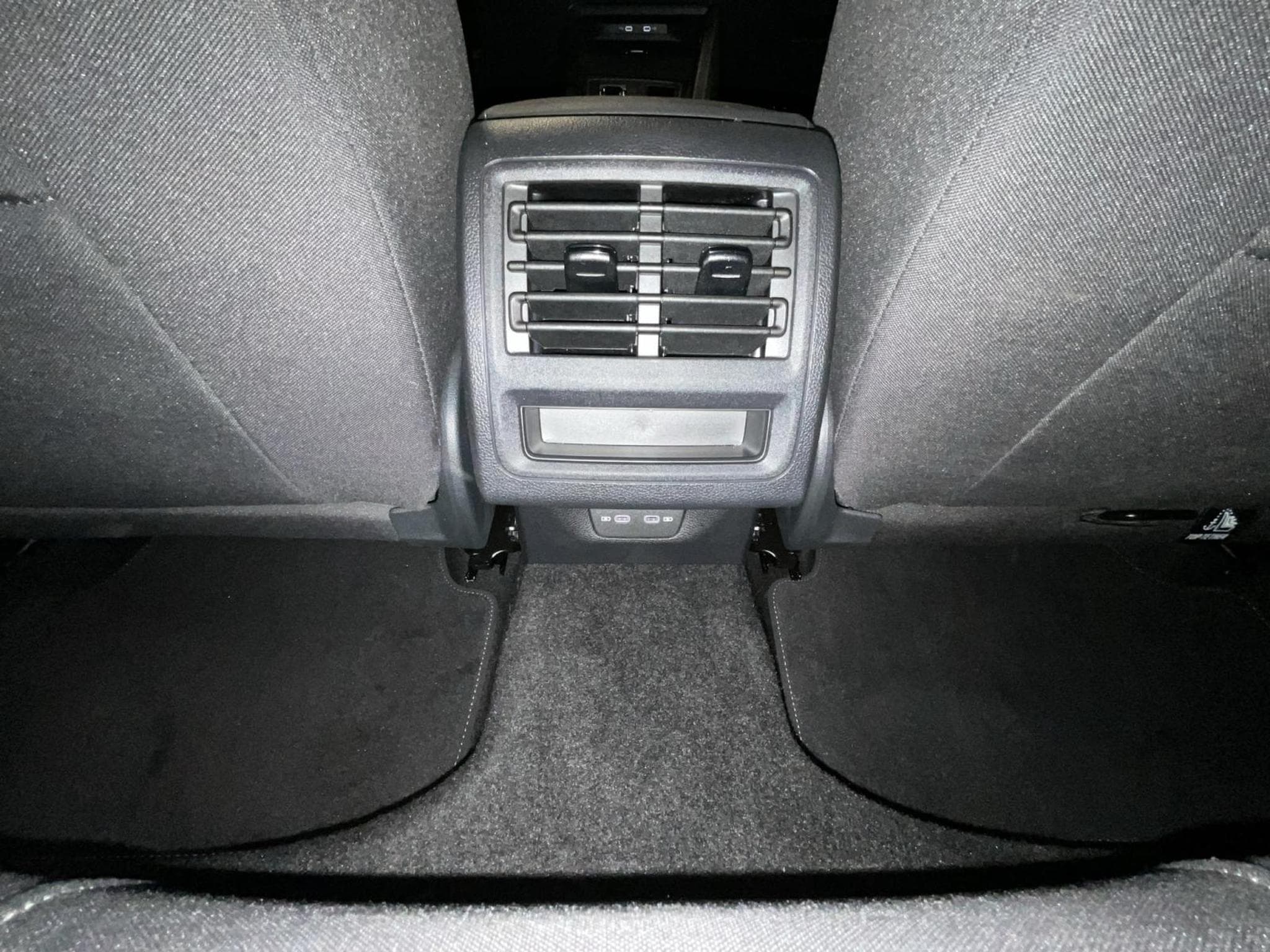 VW Golf Life+DSG+LED+Navi (2025) - Foto 18