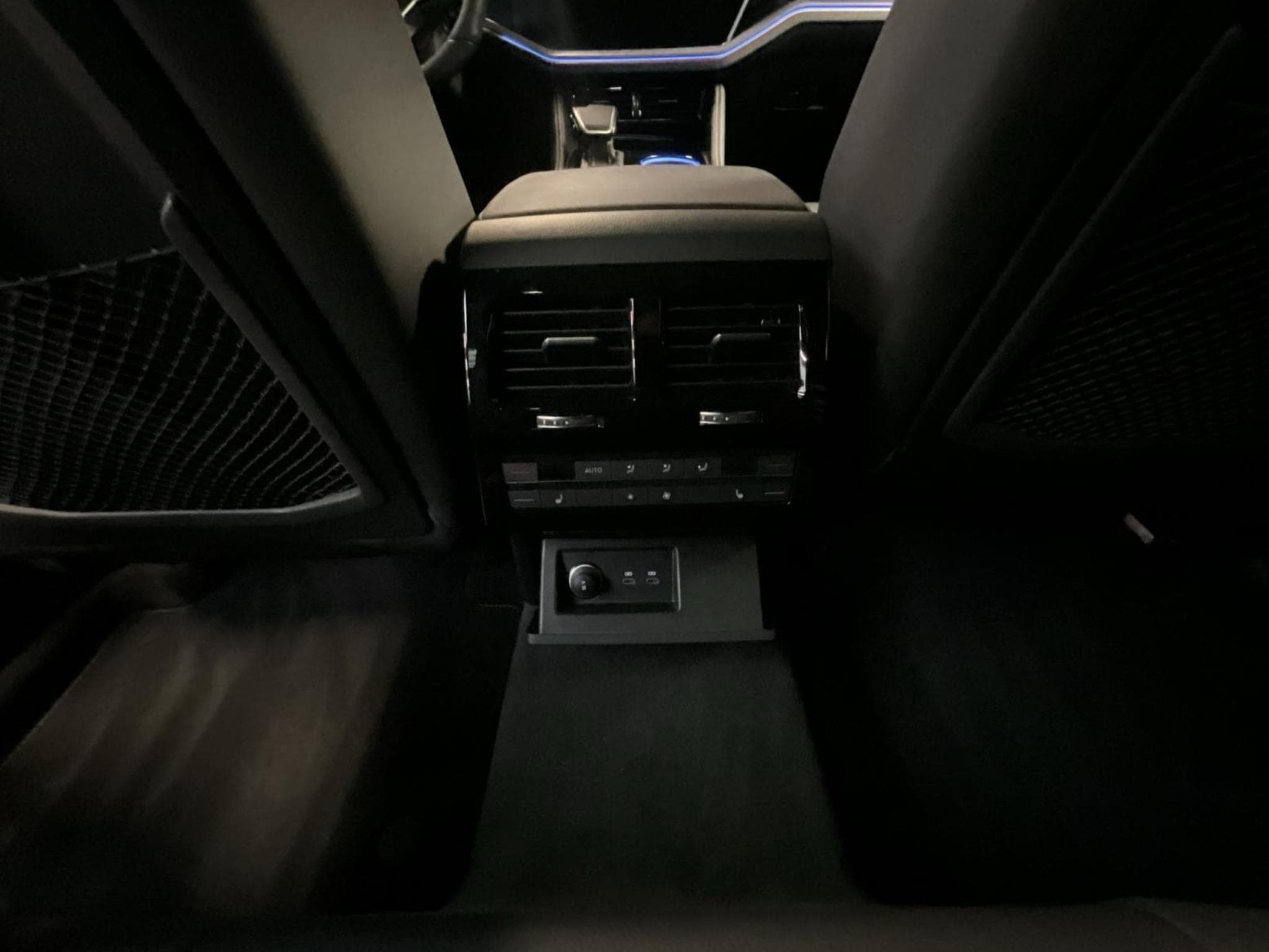 VW Touareg R-Line+V6+Aut.+Black-Style+4M+Pano (2024) - Foto 21