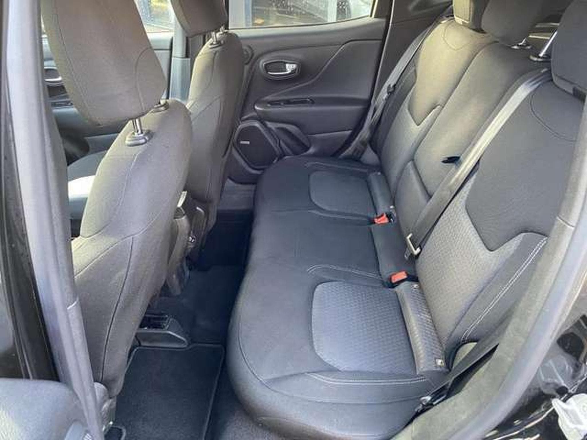 Jeep Renegade 1.0 120ch BLACK STAR - JUSQU'A 48 MOIS DE GARANTIE (2021) - Photo 14