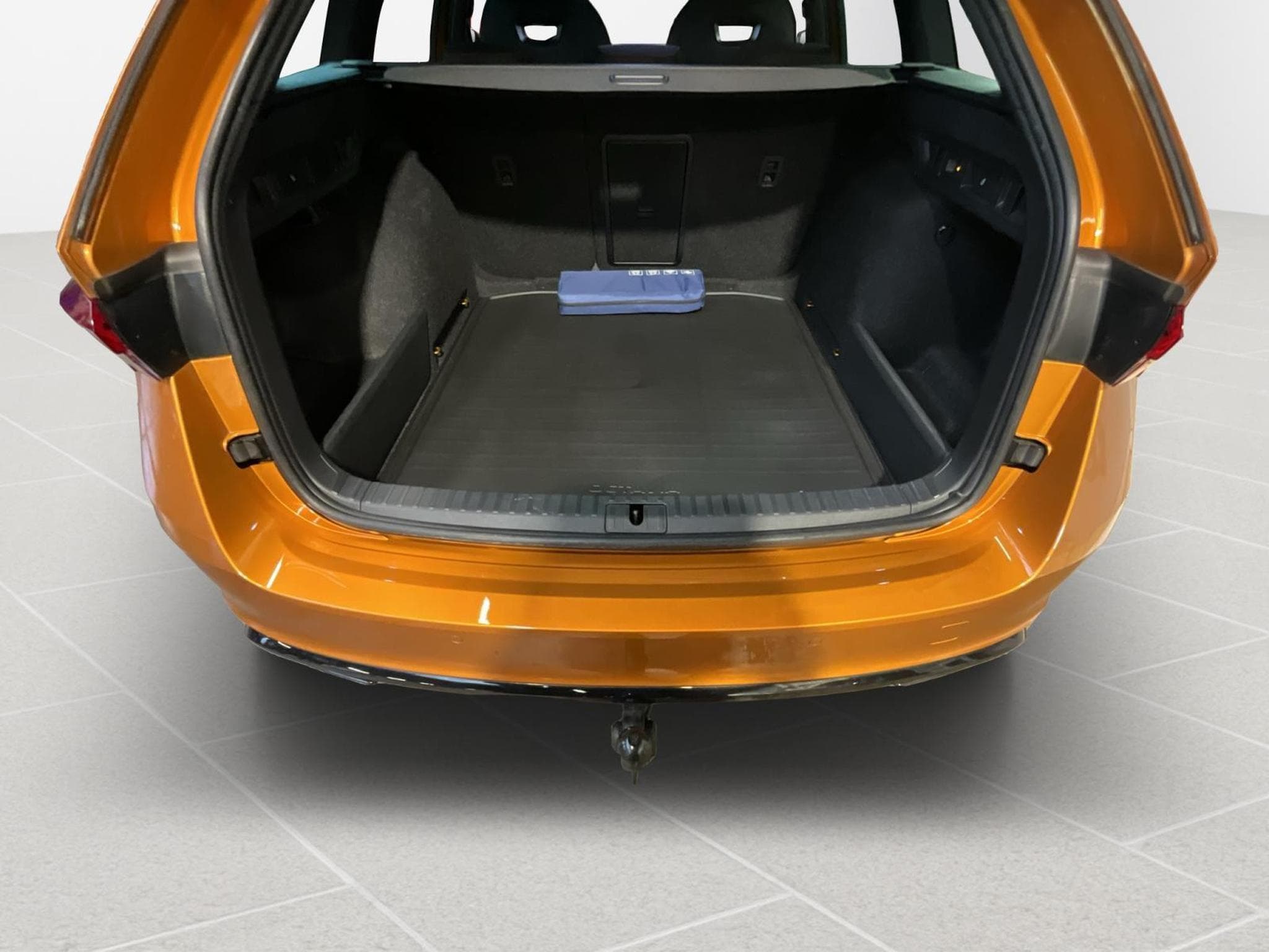 Skoda Octavia RS+DSG+LED+NAVI+Digi+ (2024) - Foto 16