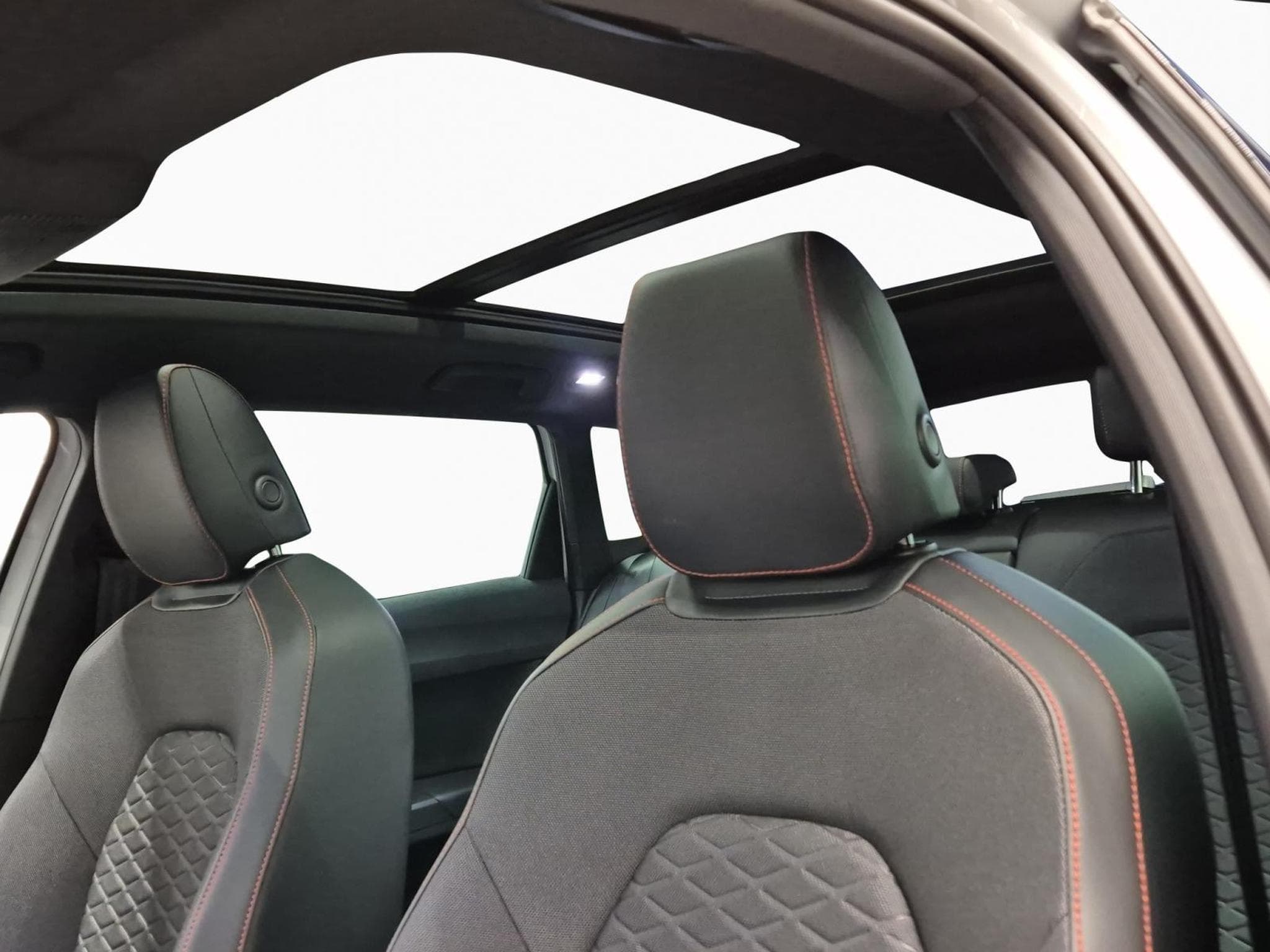 Seat Leon FR (2025) - Photo 15