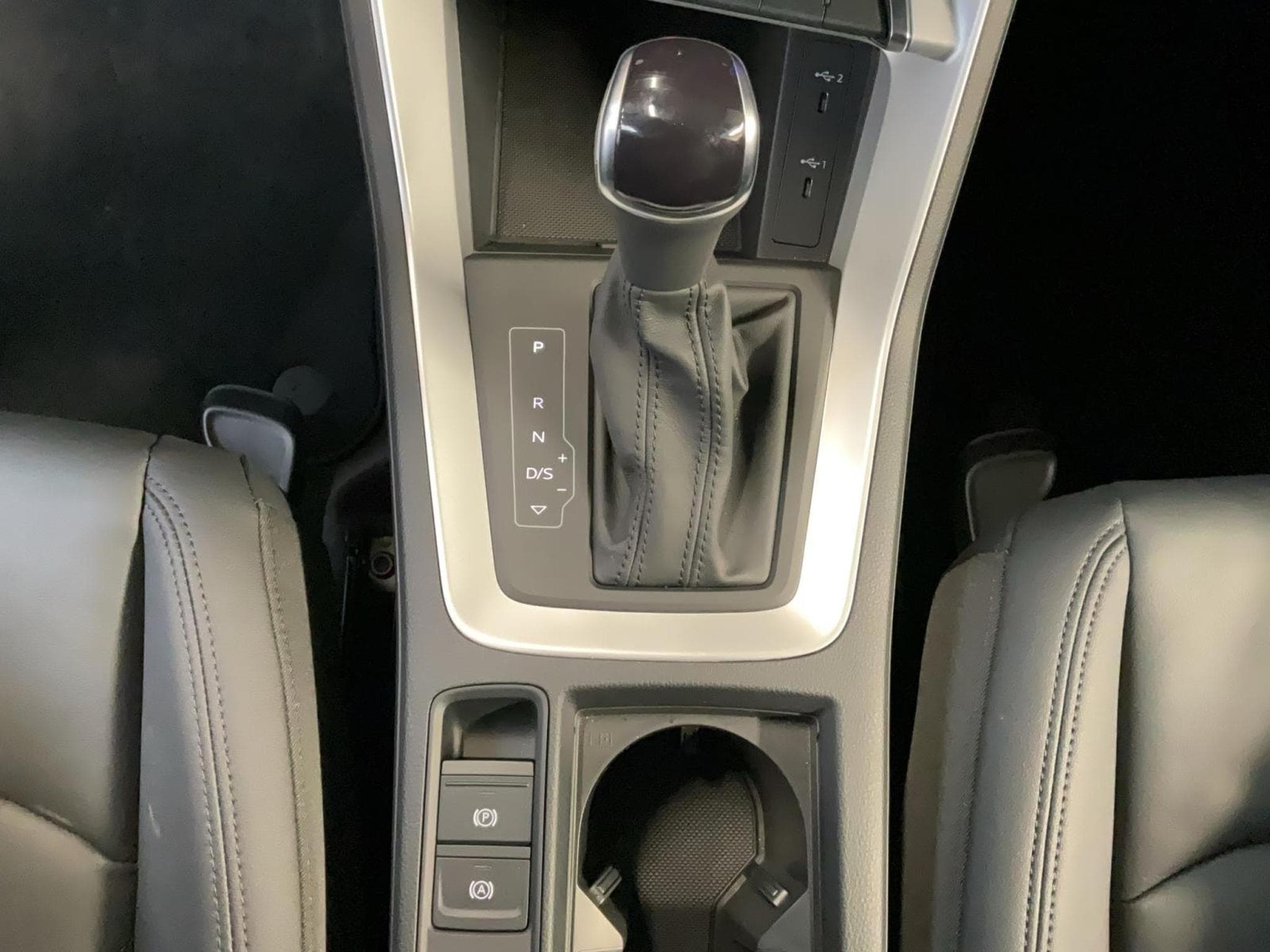 Audi Q3 SB+S-line+35TDI+S-Tronic+LED (2025) - Foto 12