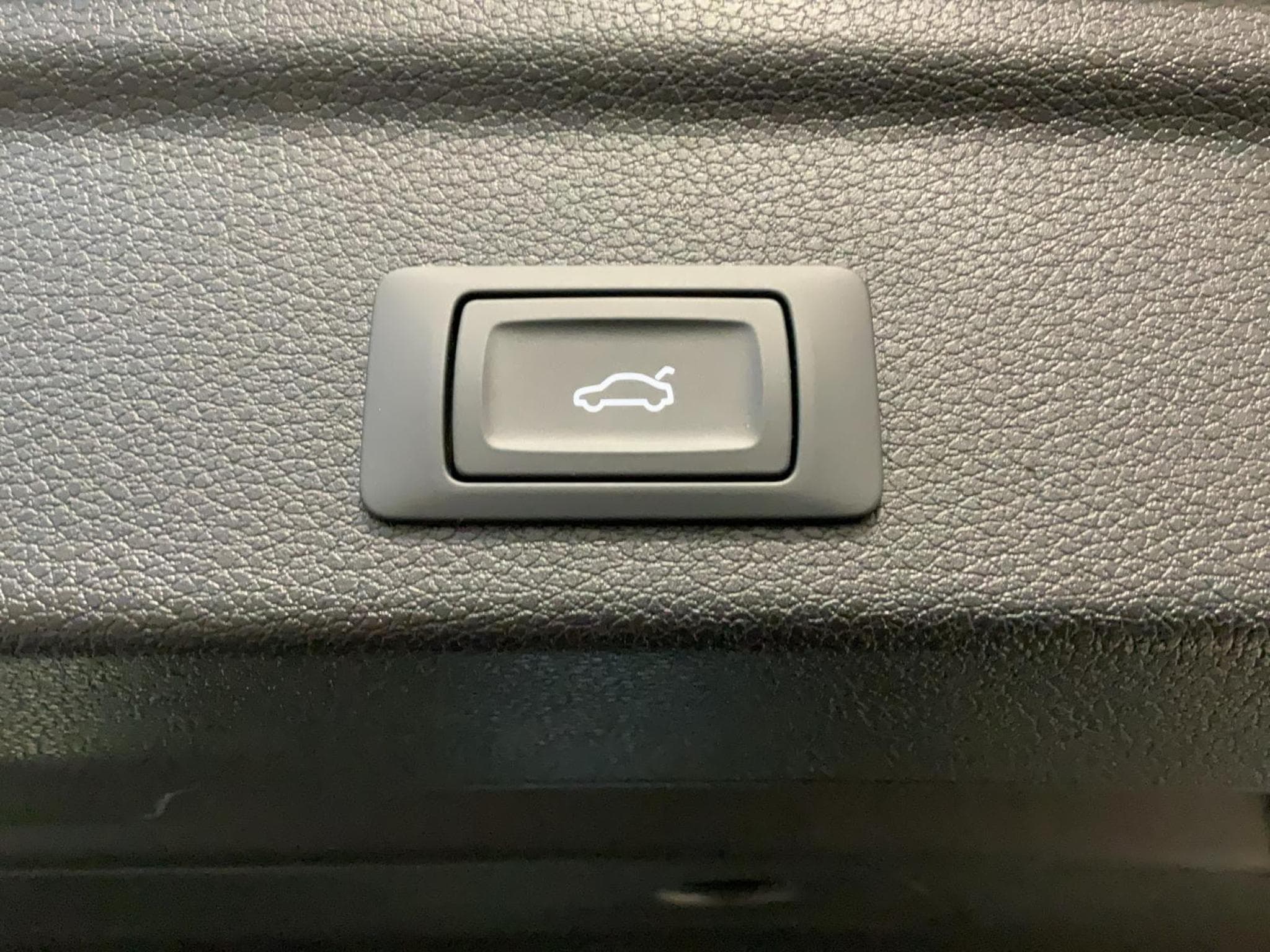 Audi Q3 SB+S-line+35TDI+S-Tronic+LED (2025) - Foto 18