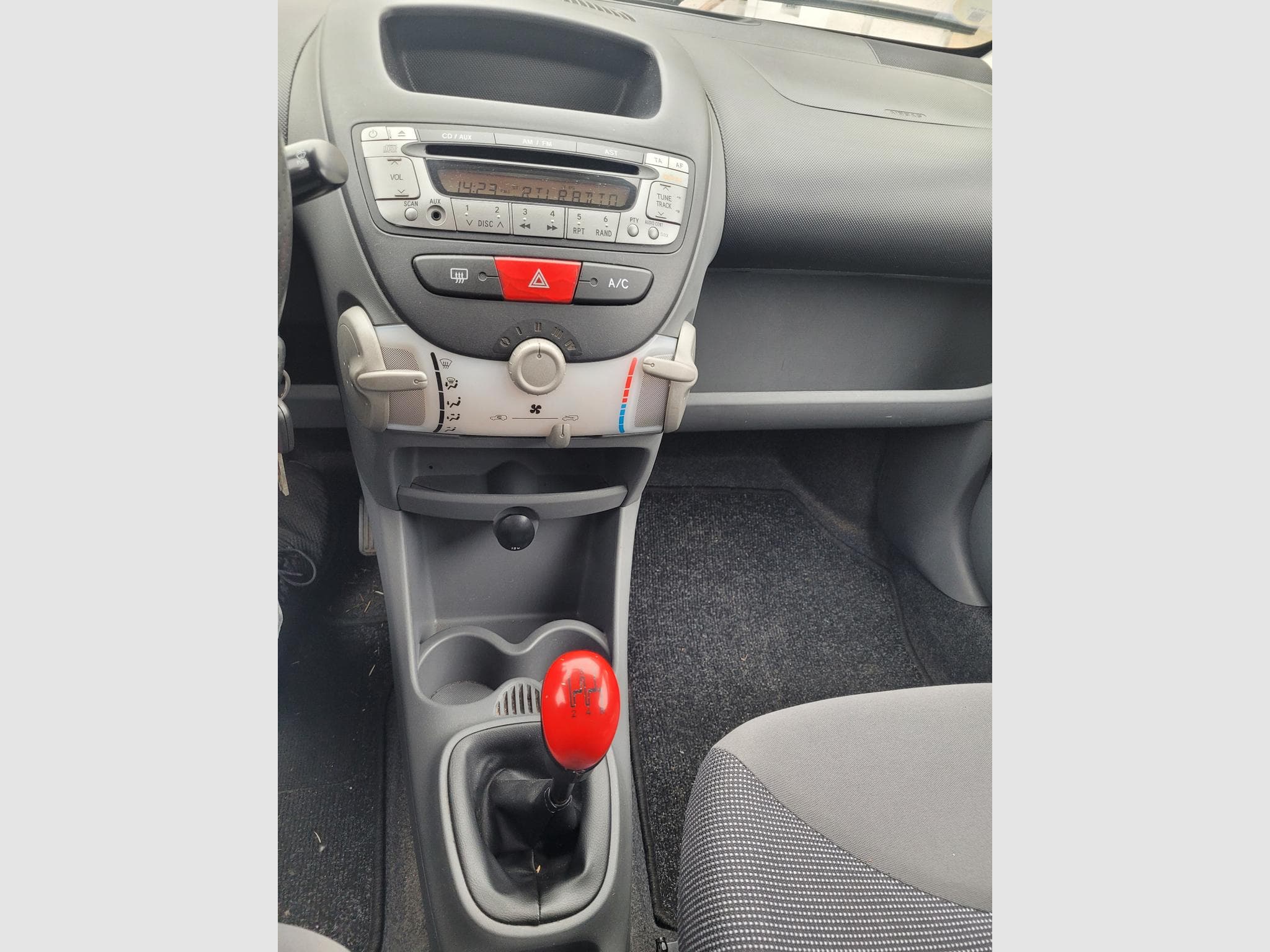 Peugeot 107 RC Line (2007) - Foto 5