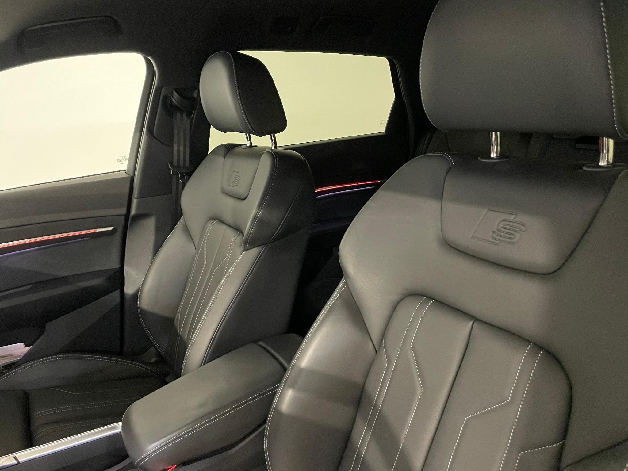 Audi e-tron e-tron 55 S-Line Quattro 300 kW 408cv (2024) - Foto 15