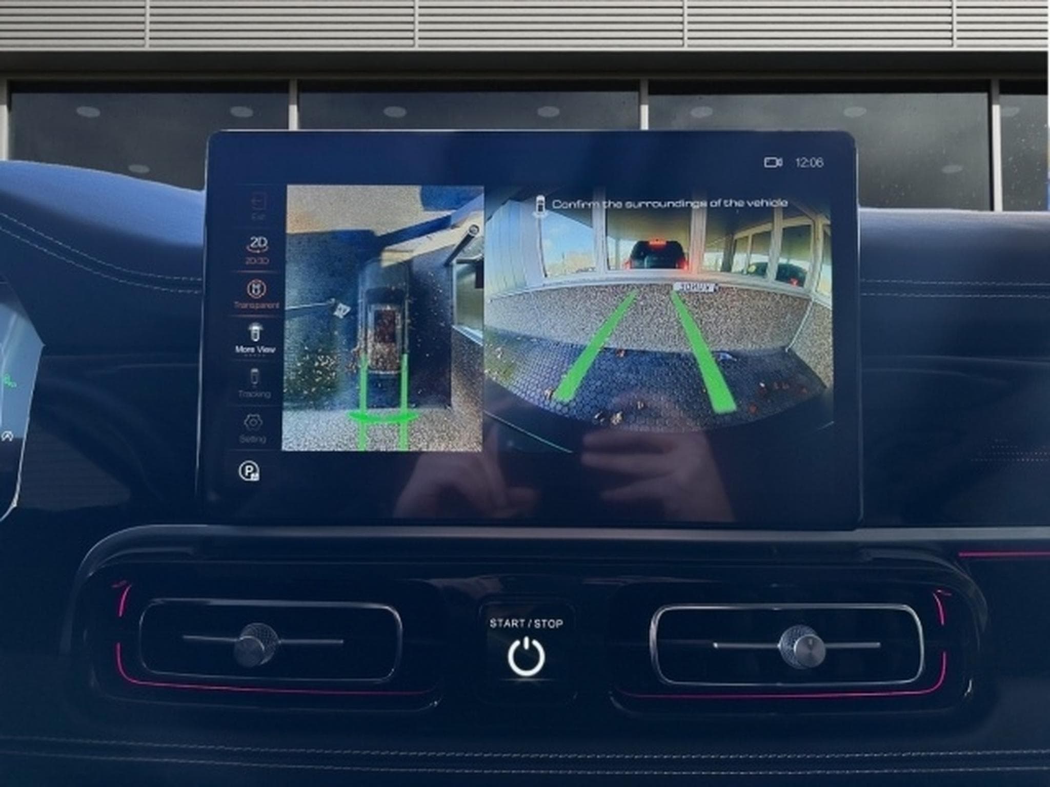 Baic BJ60 8xLager AWD Hybrid 7-Sitze 3t AHL (2025) - Photo 11