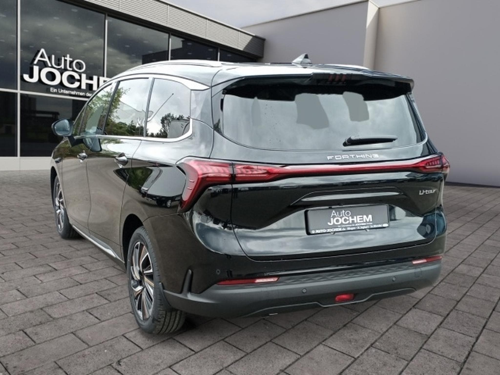 Forthing U-Tour 15xLager 7-Sitze heiz/kühl Automatik Panorama (2025) - Photo 3