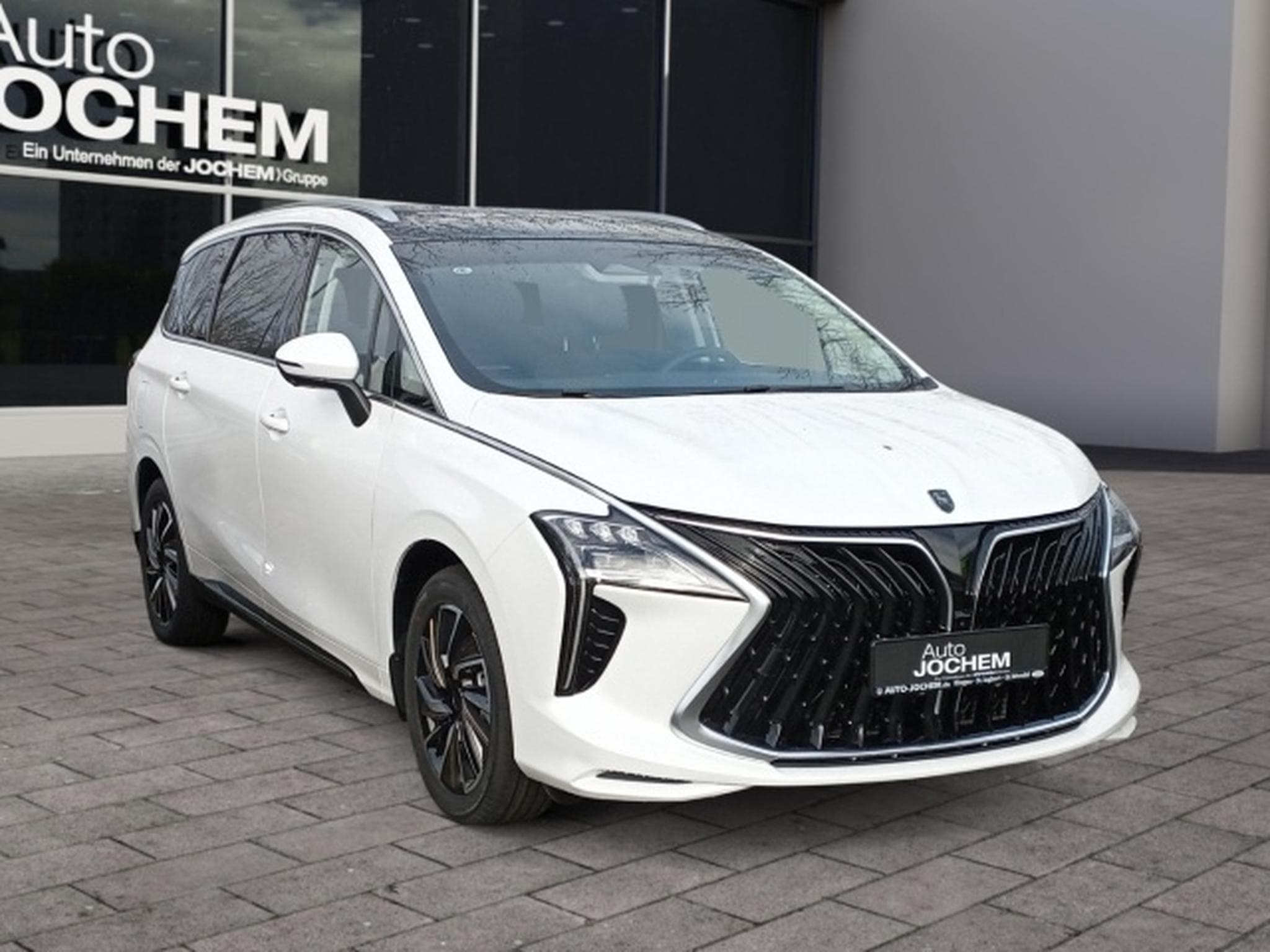 Forthing U-Tour 15xLager 7-Sitze heiz/kühl Automatik Panorama (2025) - Photo 6