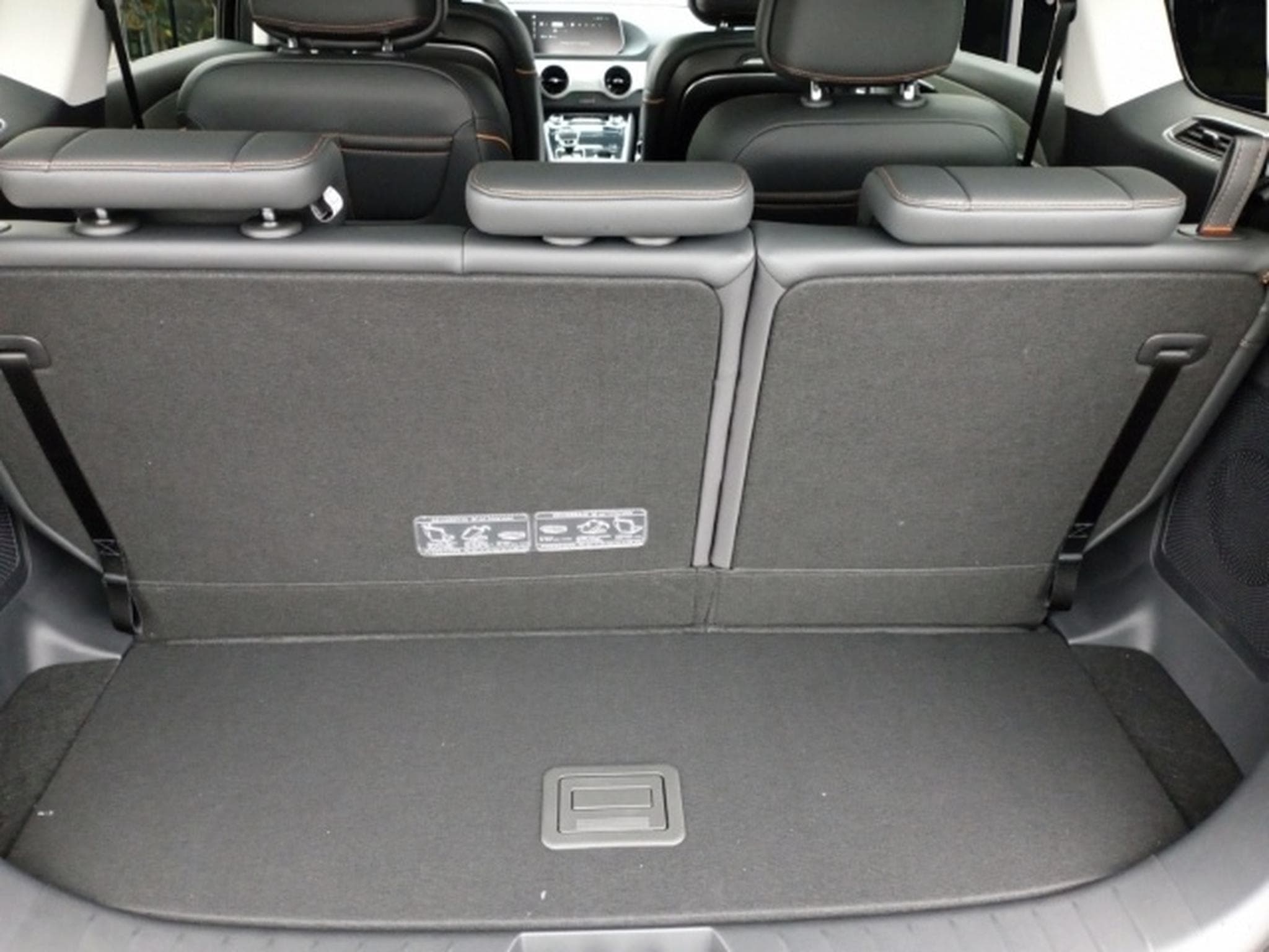 Forthing U-Tour 15xLager 7-Sitze heiz/kühl Automatik Panorama (2025) - Photo 15