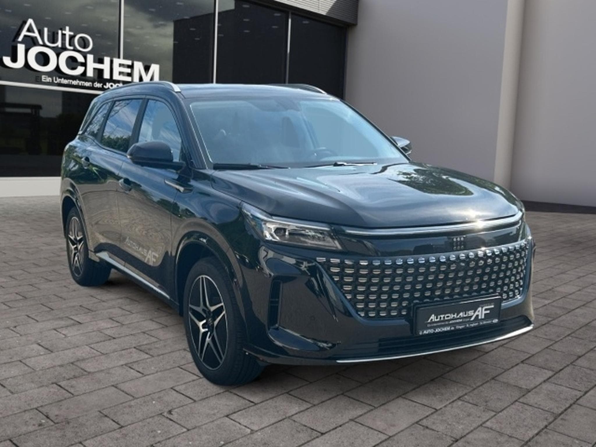 DFSK FENGON E5 10xLager Plug-In-Hybrid 7-Sitze (2025) - Photo 2