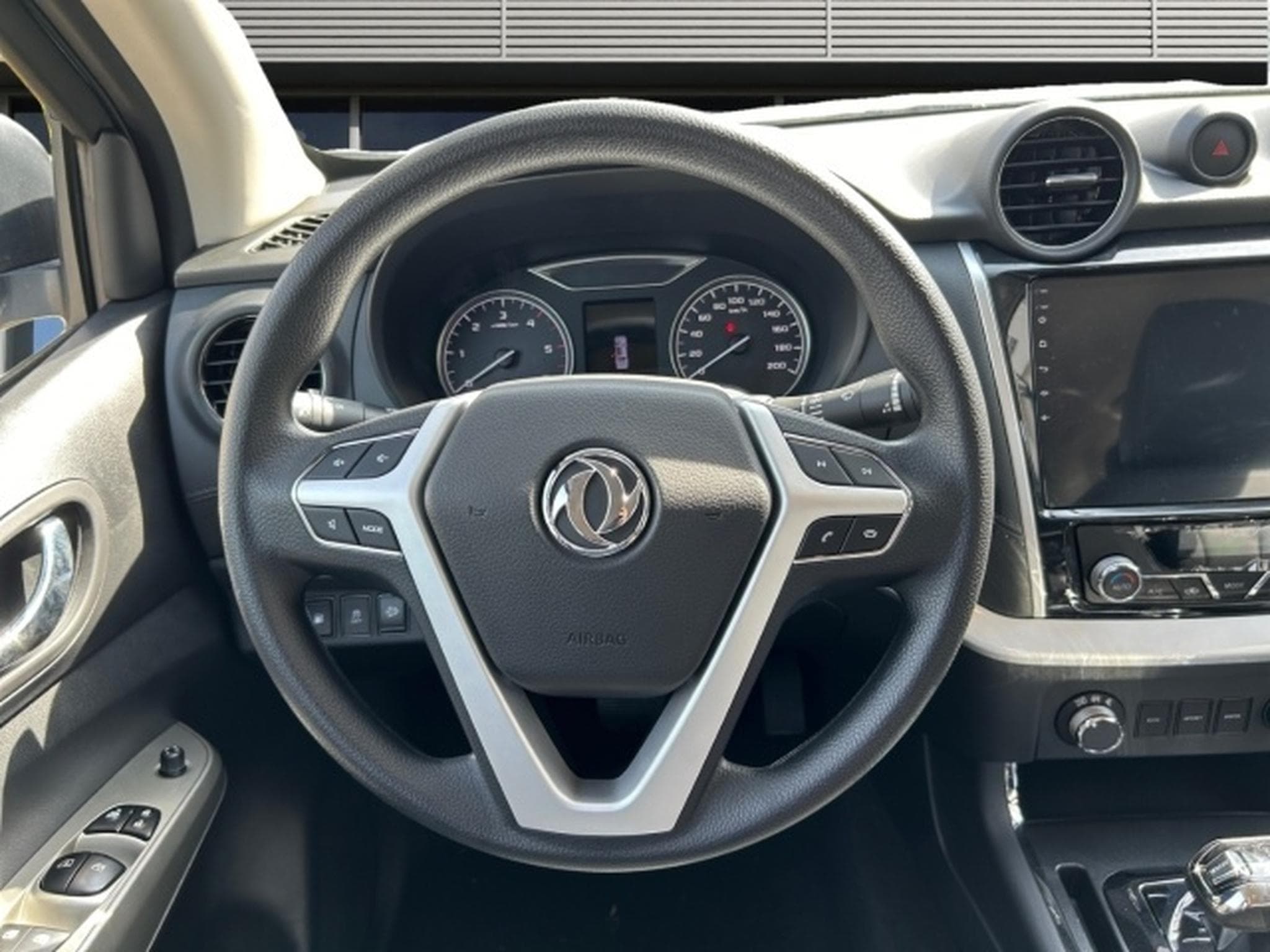 Forthing RICH6 DFM Rich6 15xLager 4x4 3t AHL Nissan Basis (2025) - Photo 10