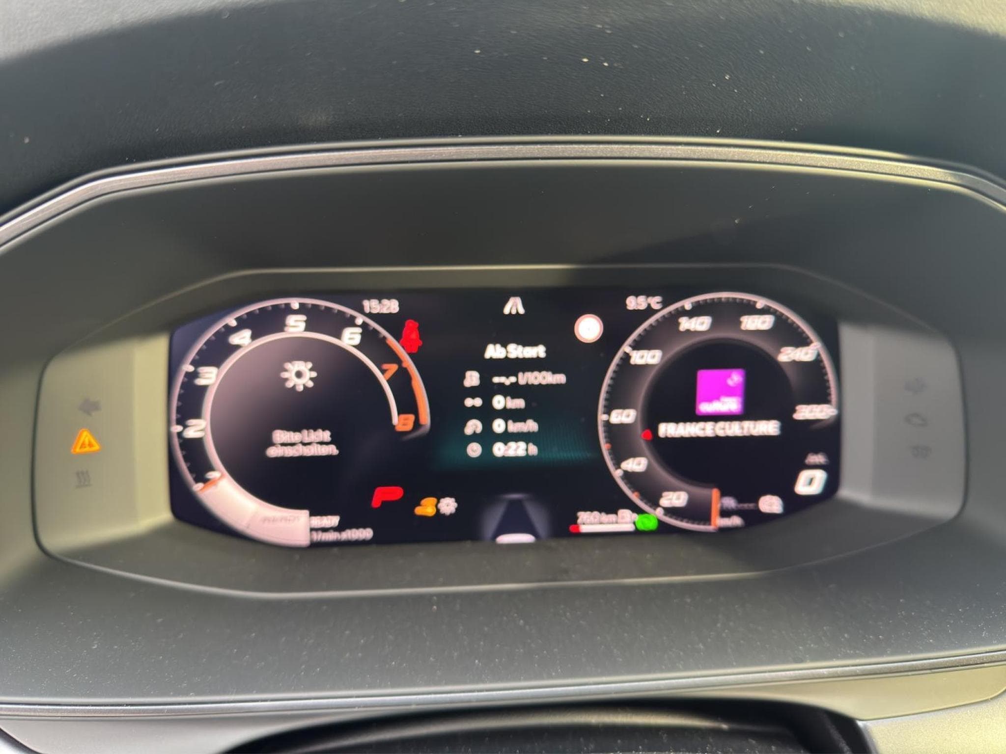 Cupra Leon Sportstourer MHEV (2025) - Foto 10