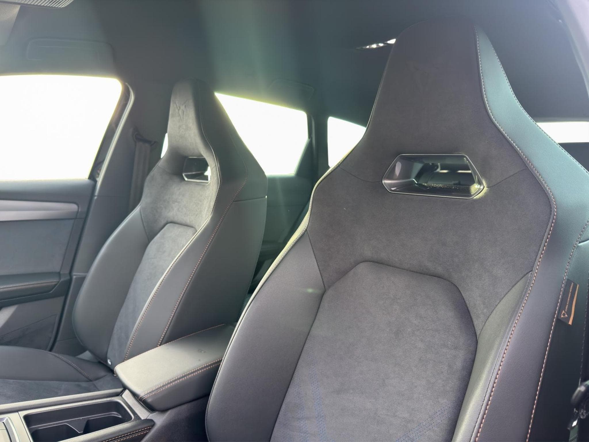 Cupra Leon Sportstourer MHEV (2025) - Foto 15