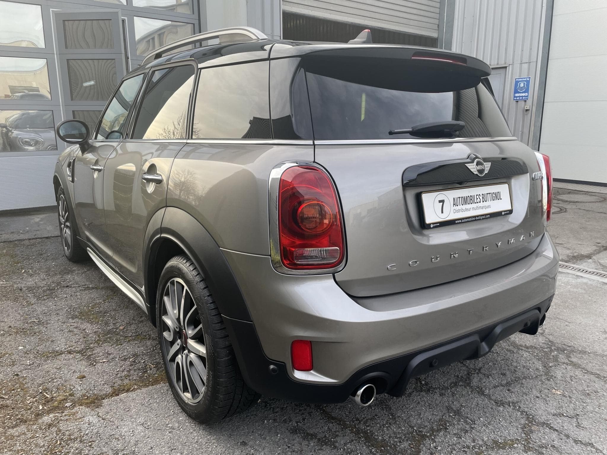 Mini Countryman Cooper S ALL4 JCW Chili BVA (2017) - Foto 2