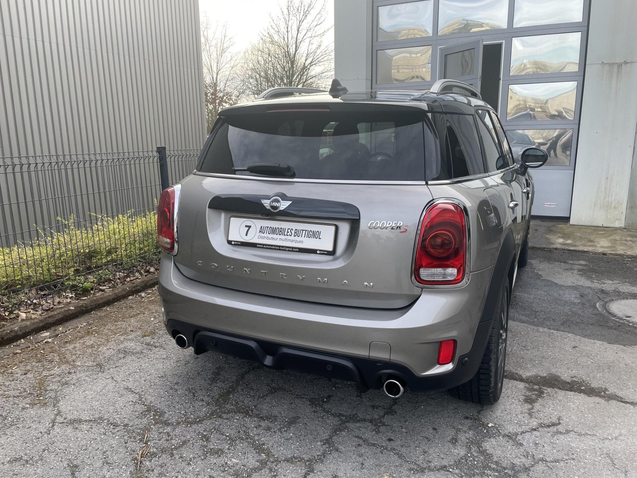 Mini Countryman Cooper S ALL4 JCW Chili BVA (2017) - Foto 3