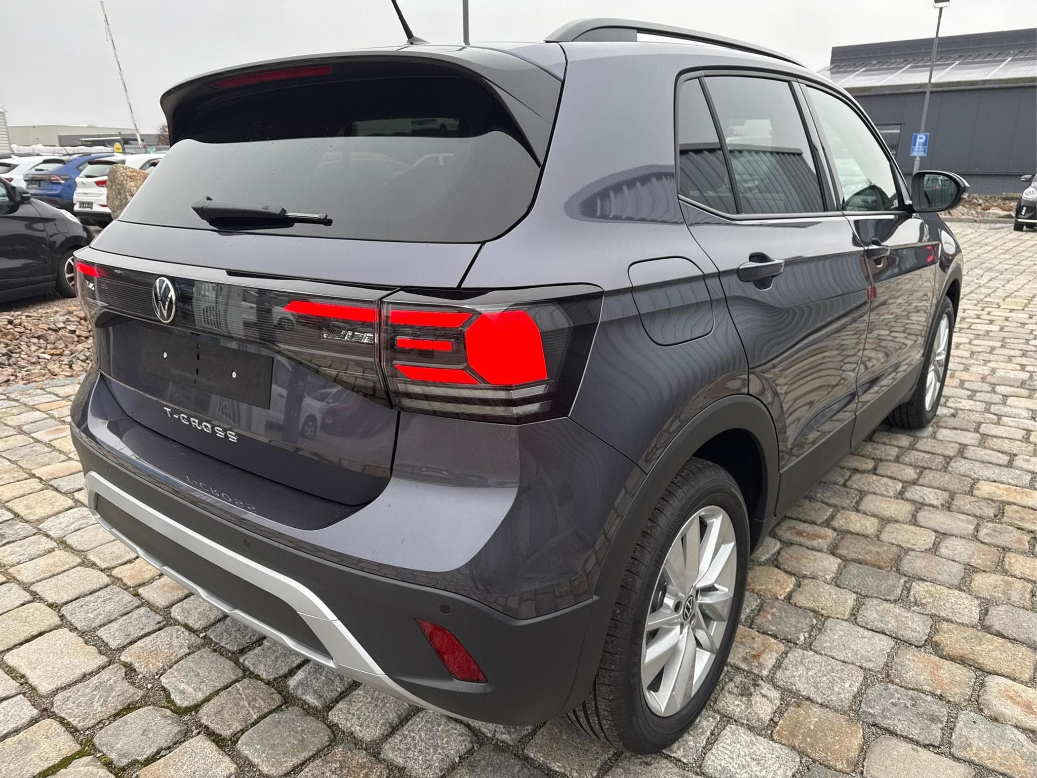 VW T-Cross Life Plus-1,0 TSI (2026) - Photo 2