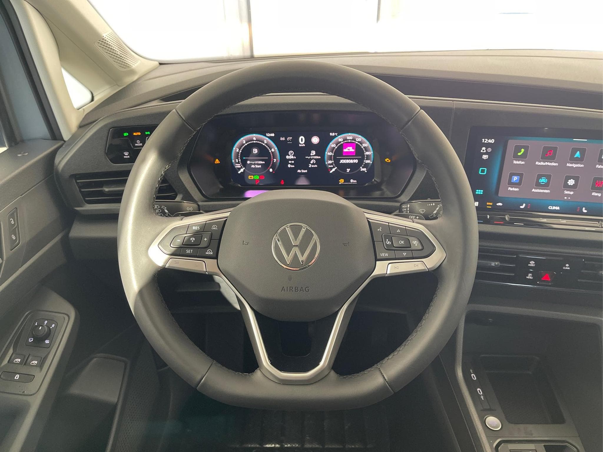 VW Caddy Maxi (2026) - Foto 8