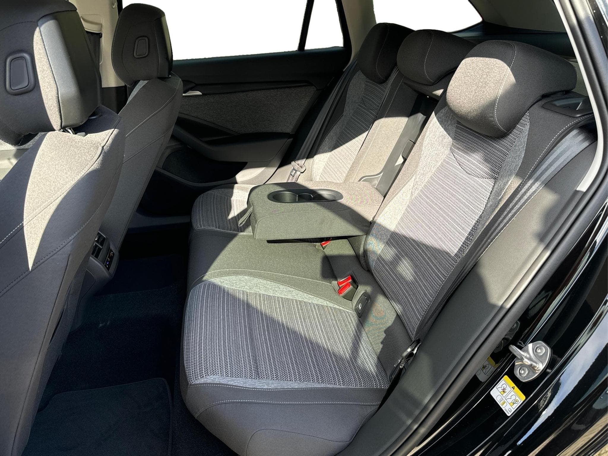 Skoda Superb Selection (2026) - Photo 17