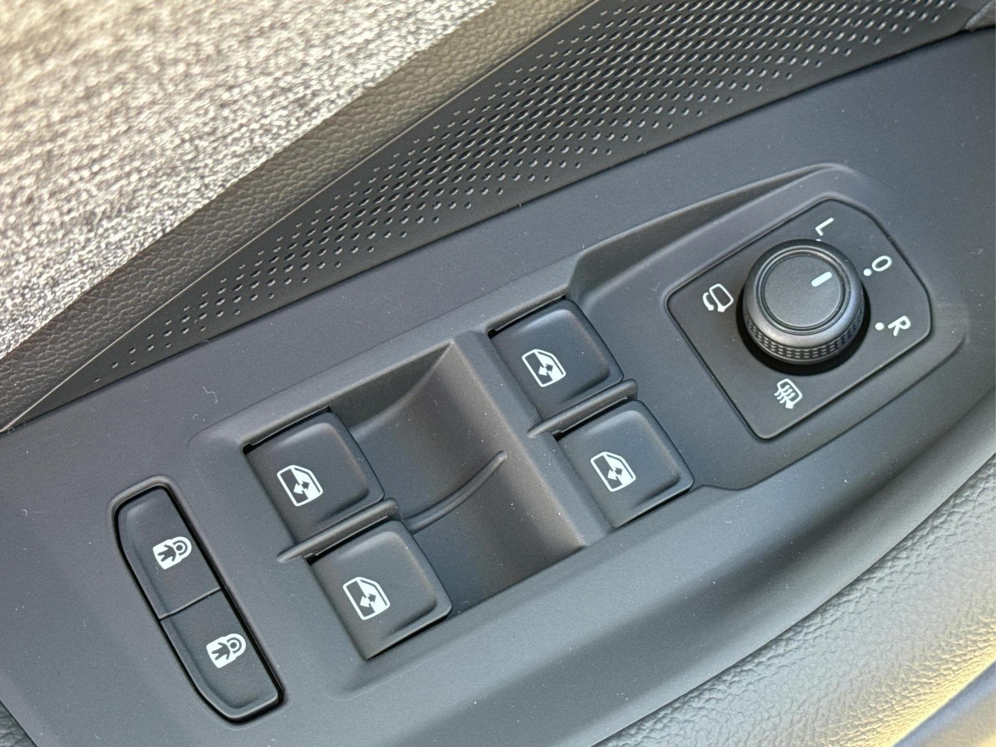 Skoda Superb Selection (2026) - Photo 19