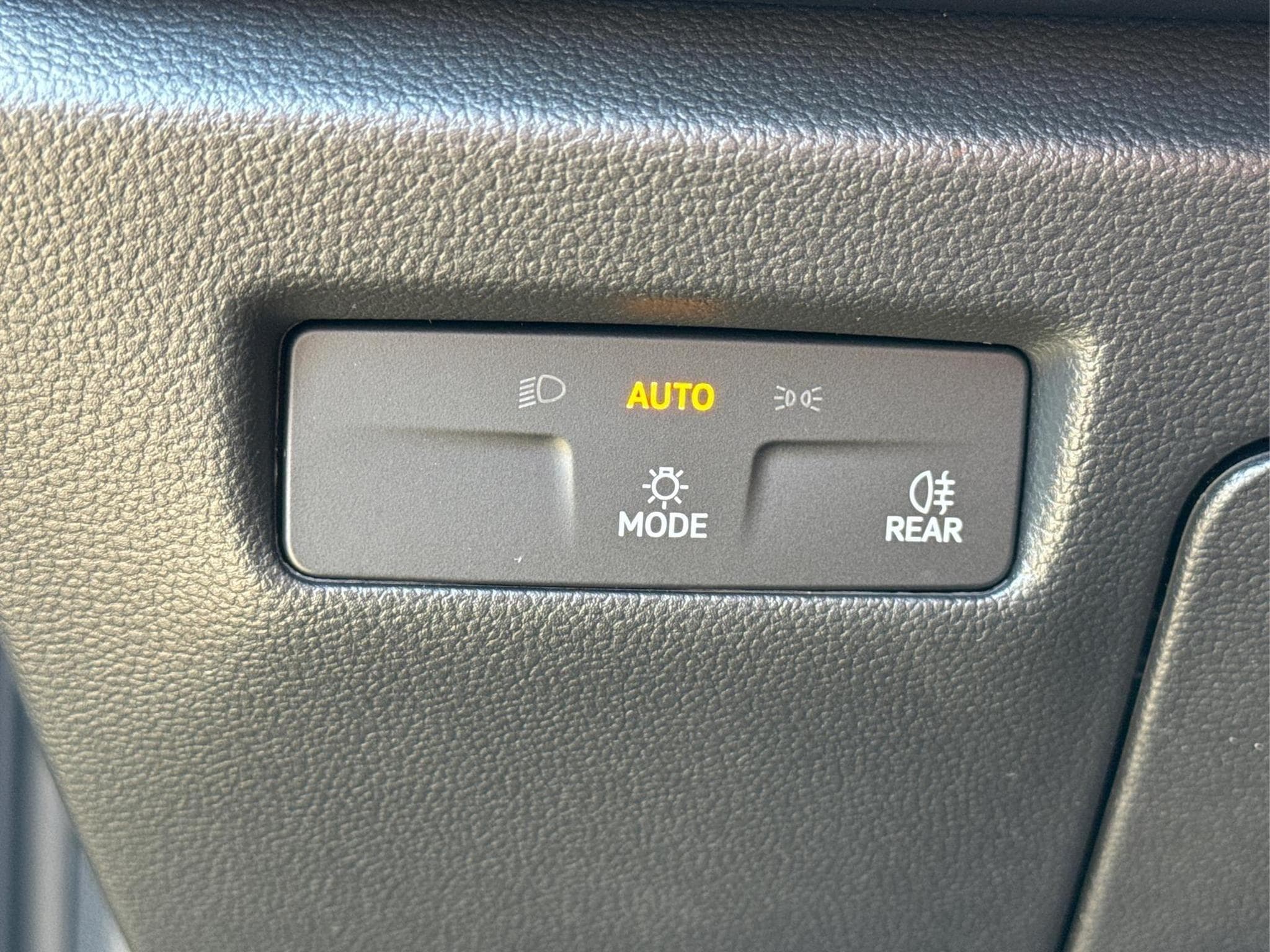 Skoda Superb Selection (2026) - Photo 23