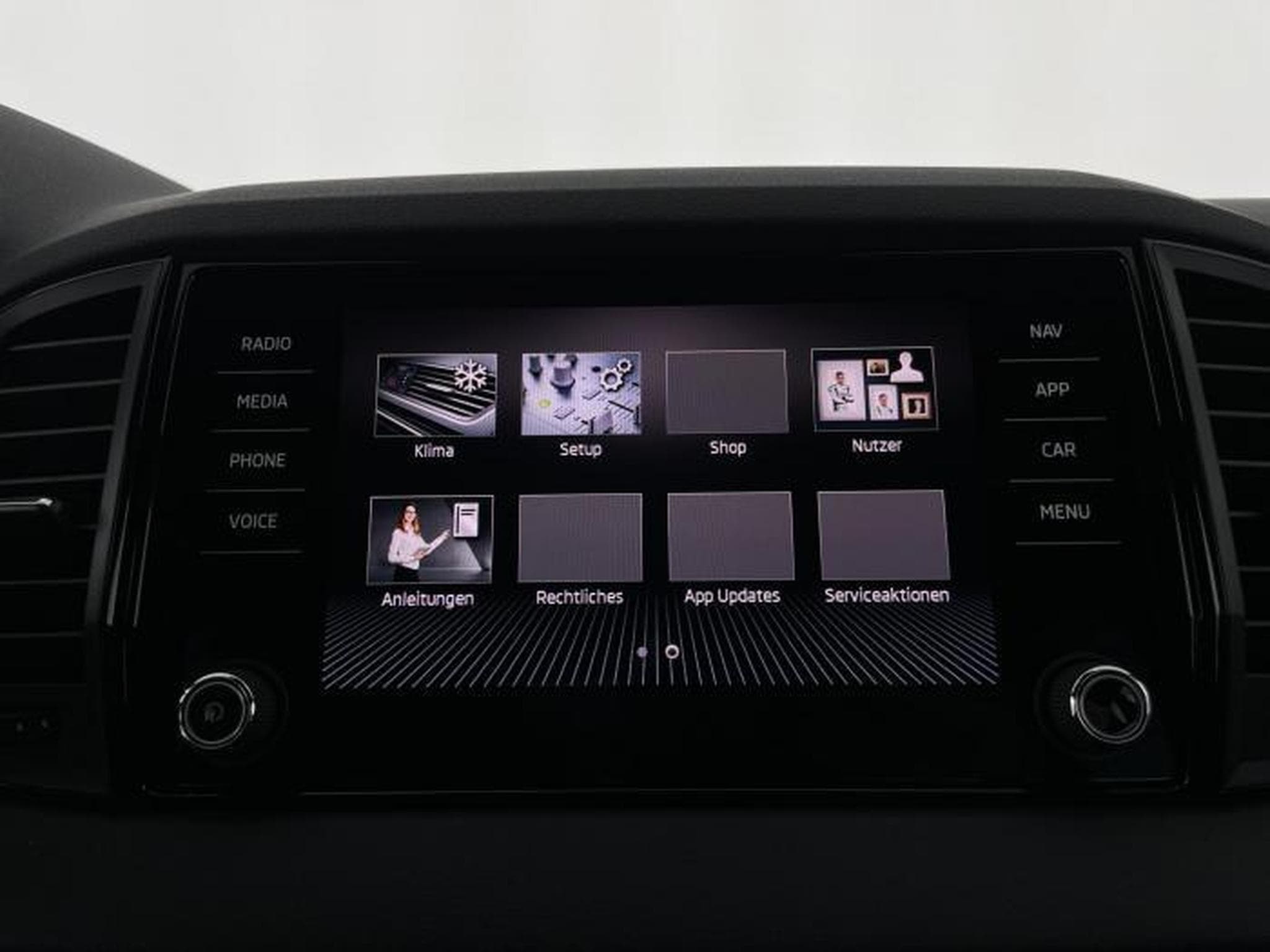 Skoda Karoq Sportline (2026) - Foto 18