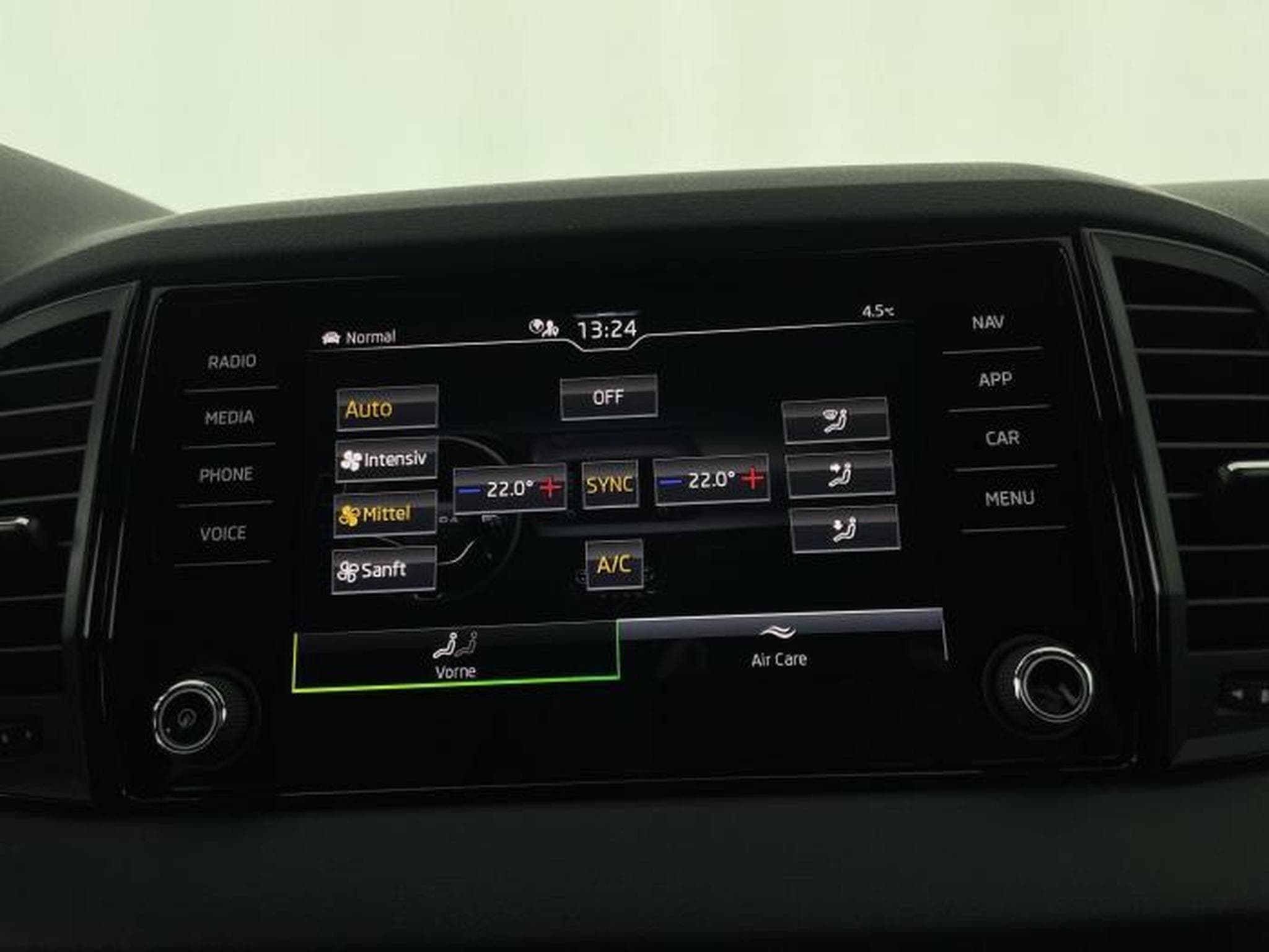 Skoda Karoq Sportline (2026) - Foto 20