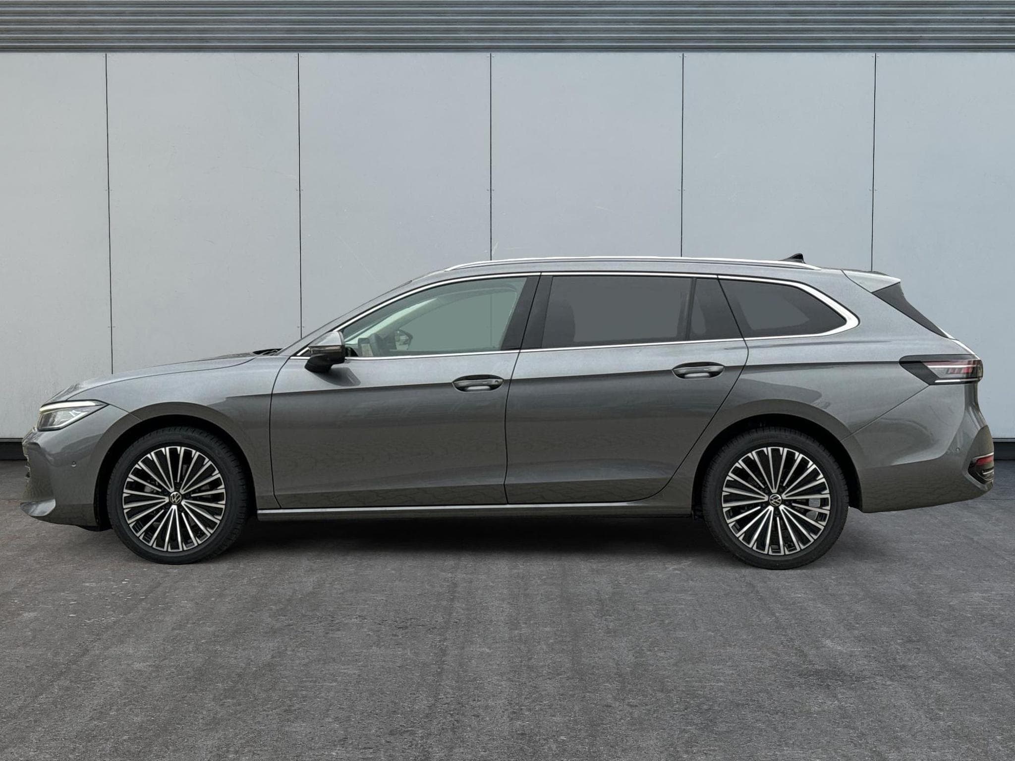 VW Passat Variant Elegance (2025) - Foto 2