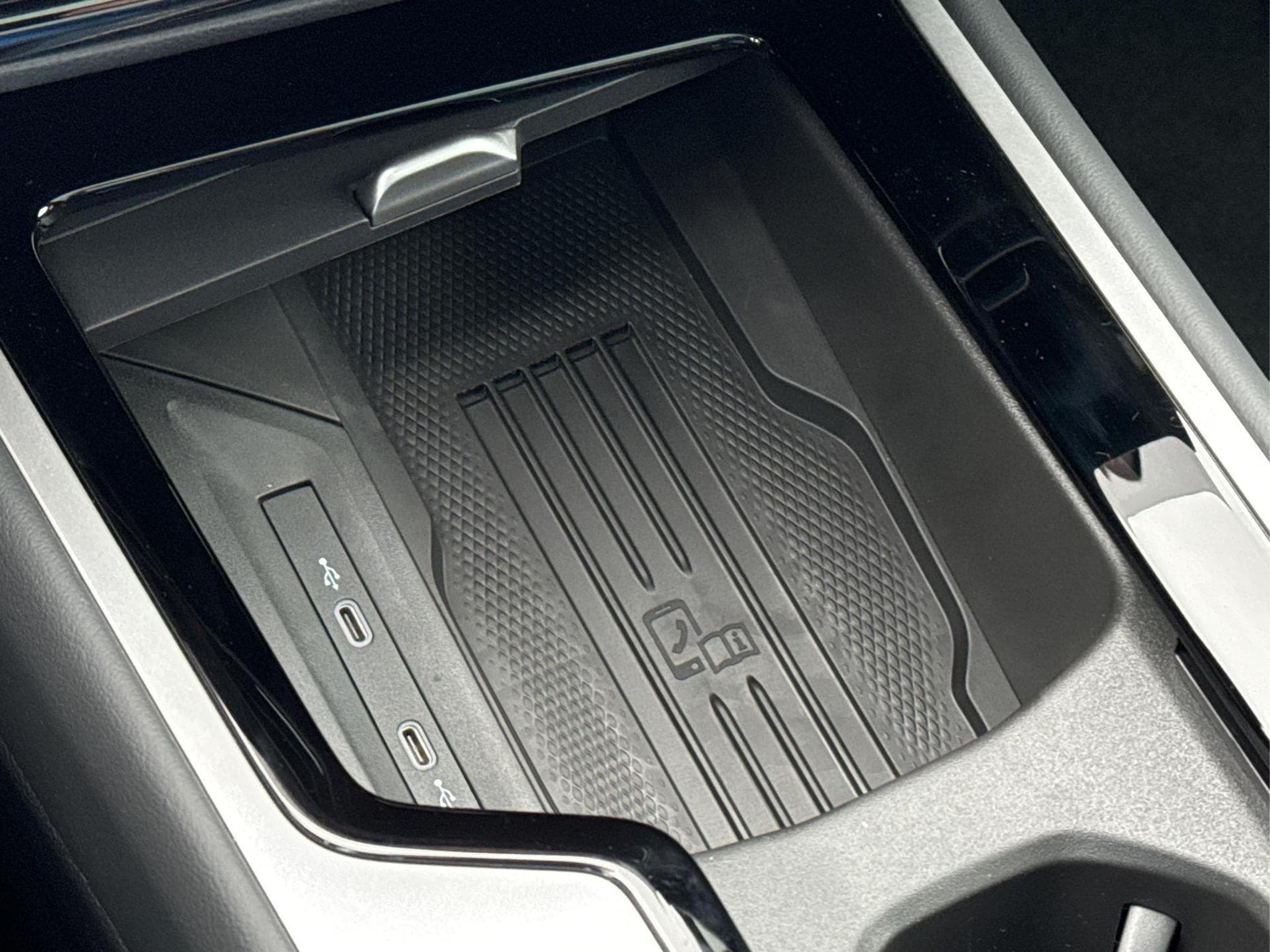 VW Passat Variant Elegance (2025) - Foto 21