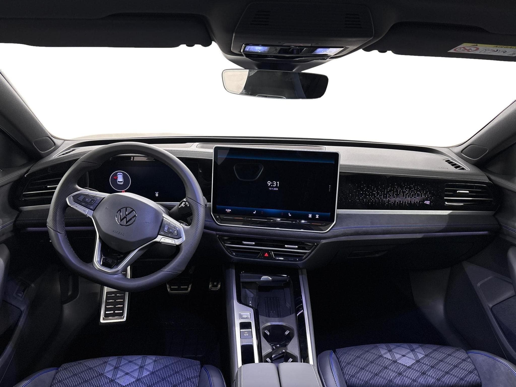 VW Passat Variant R-Line (2025) - Foto 12