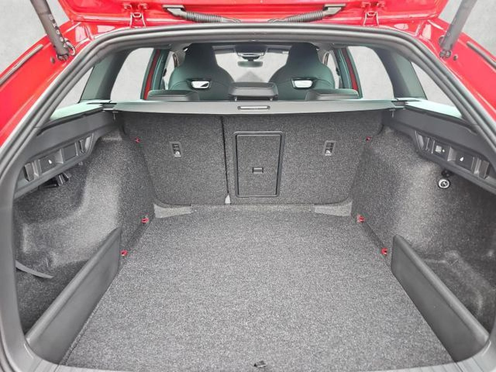 Skoda Octavia 1.5 TSI mHEV 110 kW Sportline (2025) - Photo 1