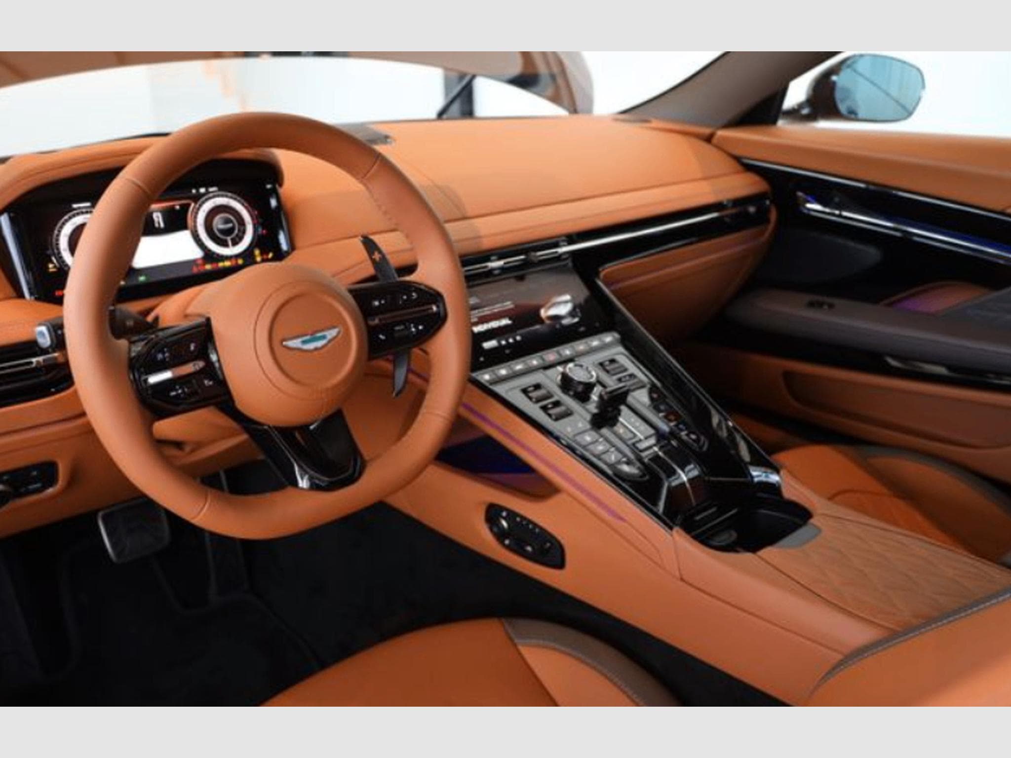 Aston-Martin DB12 4.0l V8 680cv (2025) - Foto 9