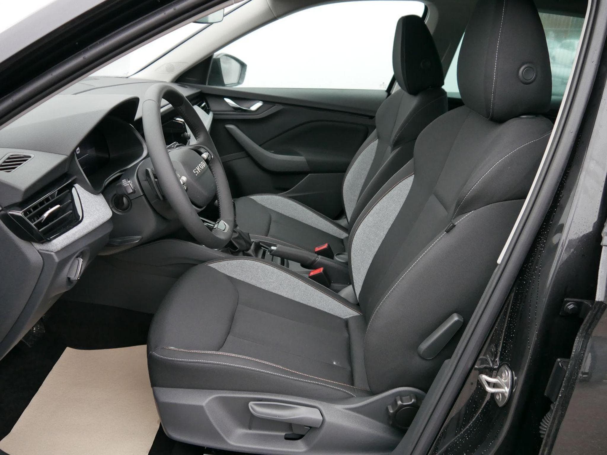 Skoda Kamiq Selection (2026) - Foto 10