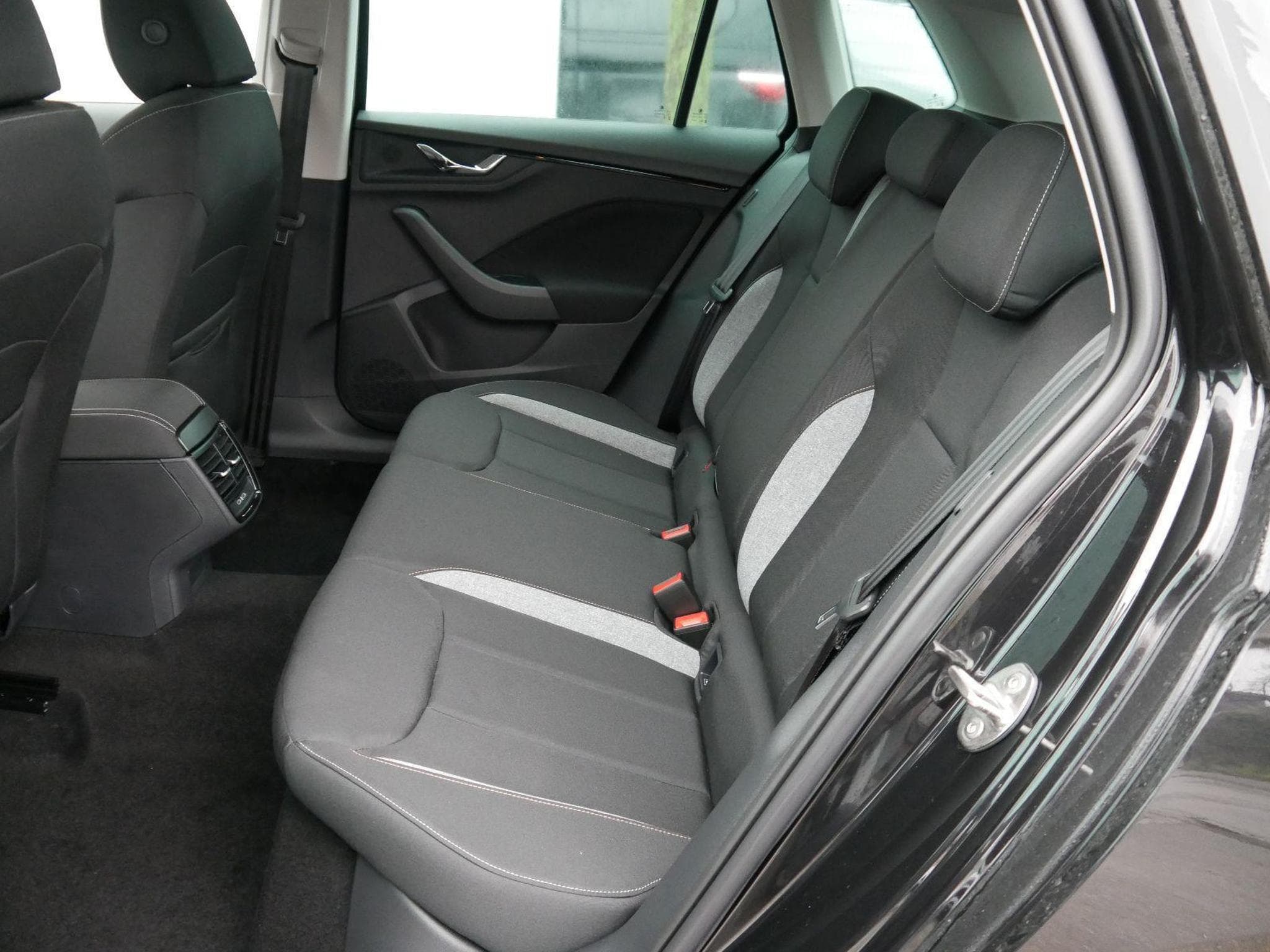 Skoda Kamiq Selection (2026) - Foto 9