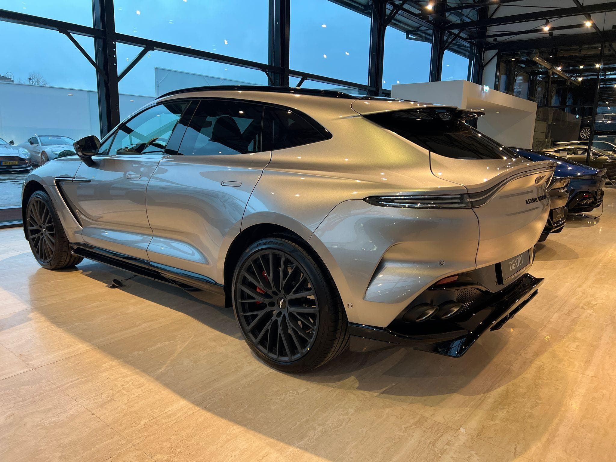 Aston-Martin DBX DBX707 (2025) - Foto 3